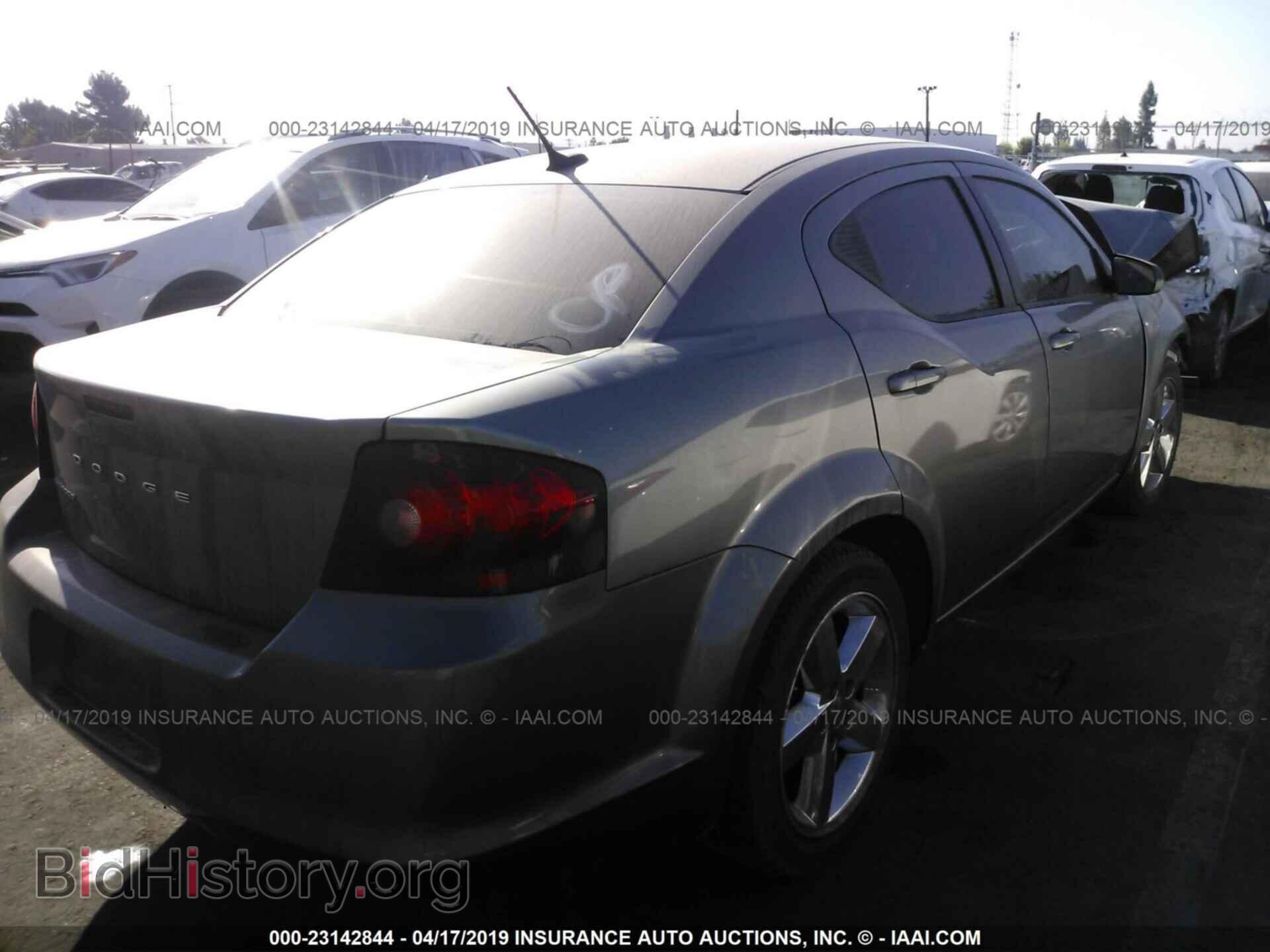 2011 DODGE AVENGER - VIN: 1B3BD4FB5BN588529 - Фото 4