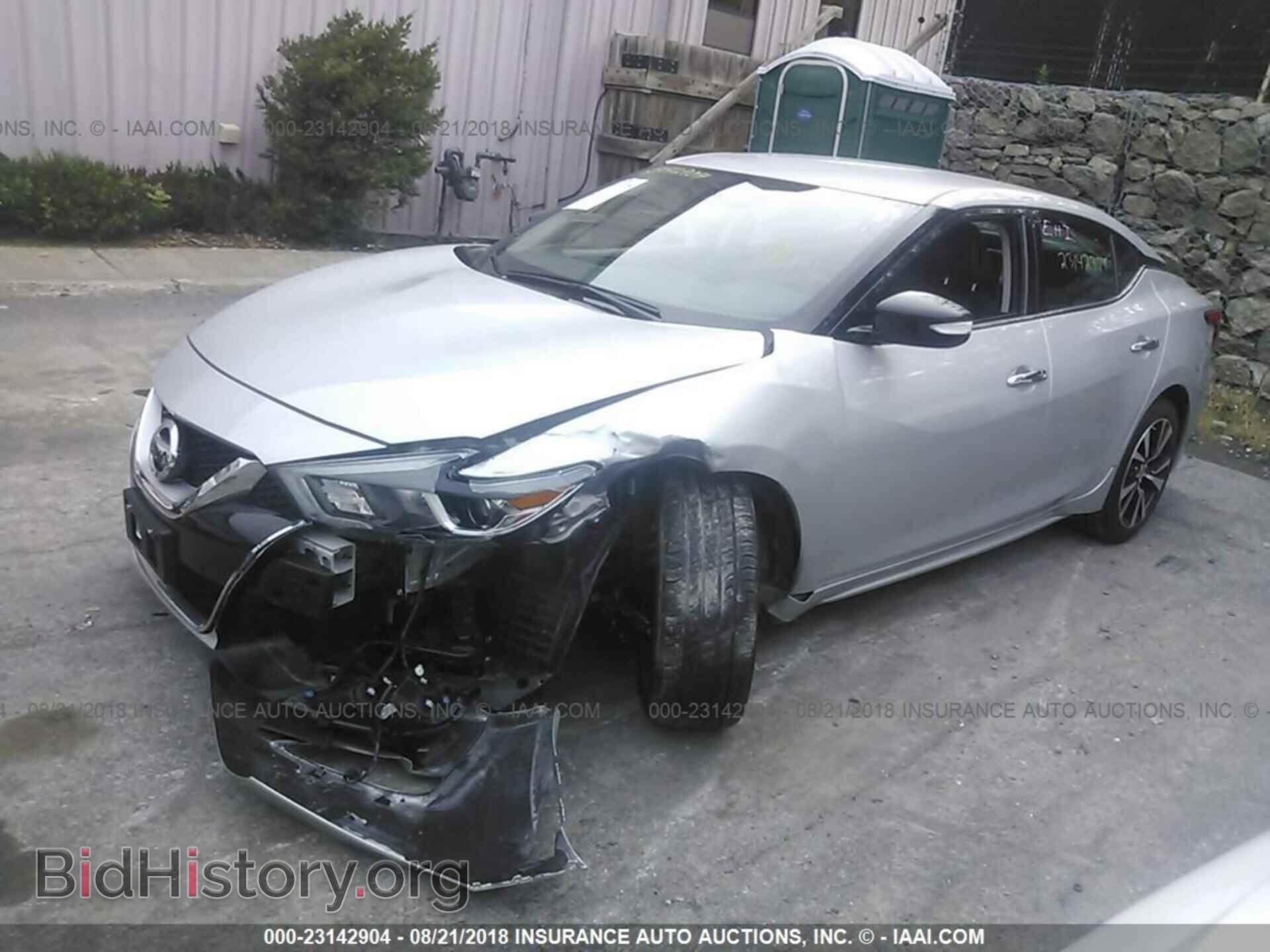 2017 Nissan Maxima - VIN: 1N4AA6AP1HC445752 - Photo 2