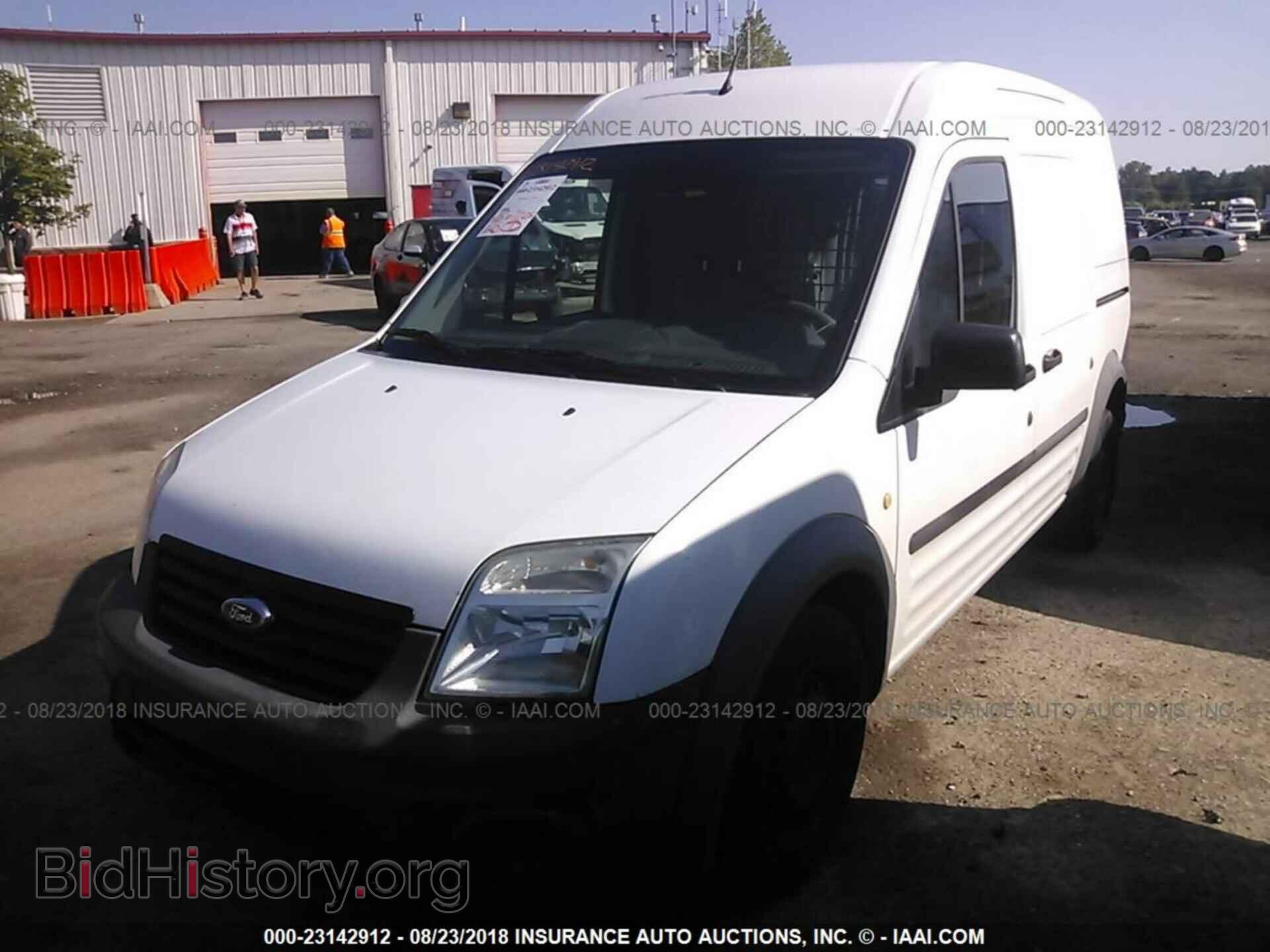 2011 Ford Transit - VIN: NM0LS7CN1BT060228 - Фото 2