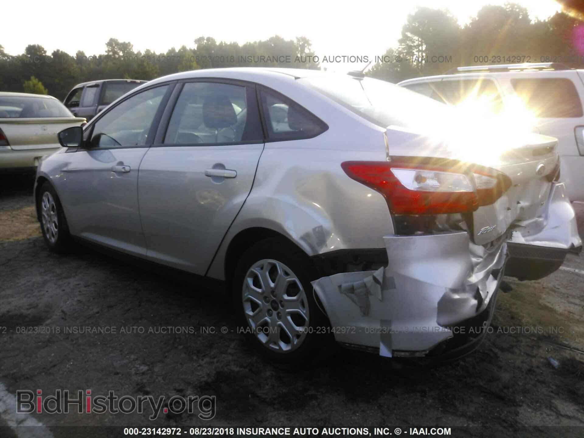 2012 Ford Focus - VIN: 1FAHP3F23CL231203 - Фото 3