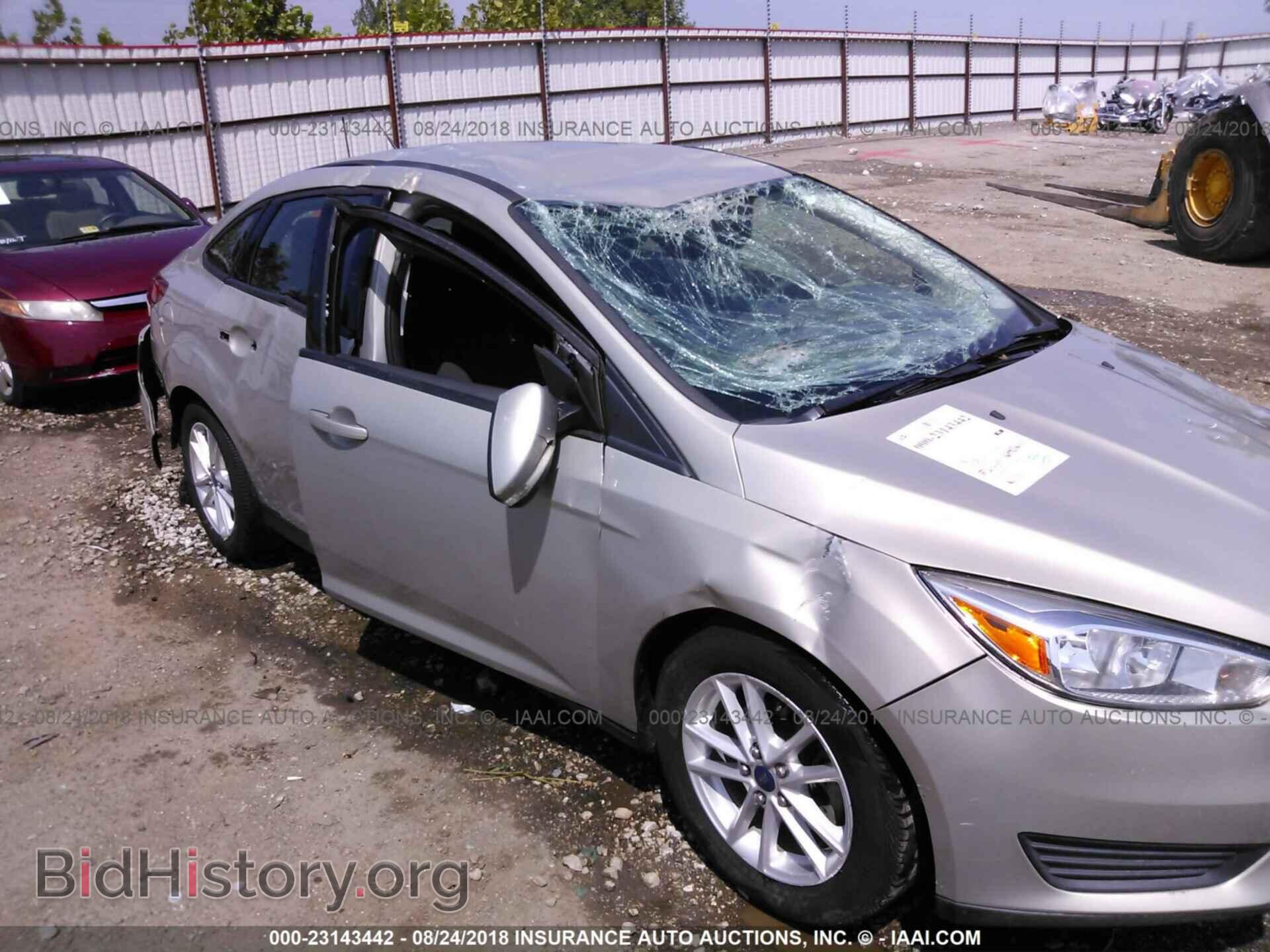 2015 Ford Focus - VIN: 1FADP3F23FL317078 - Photo 6