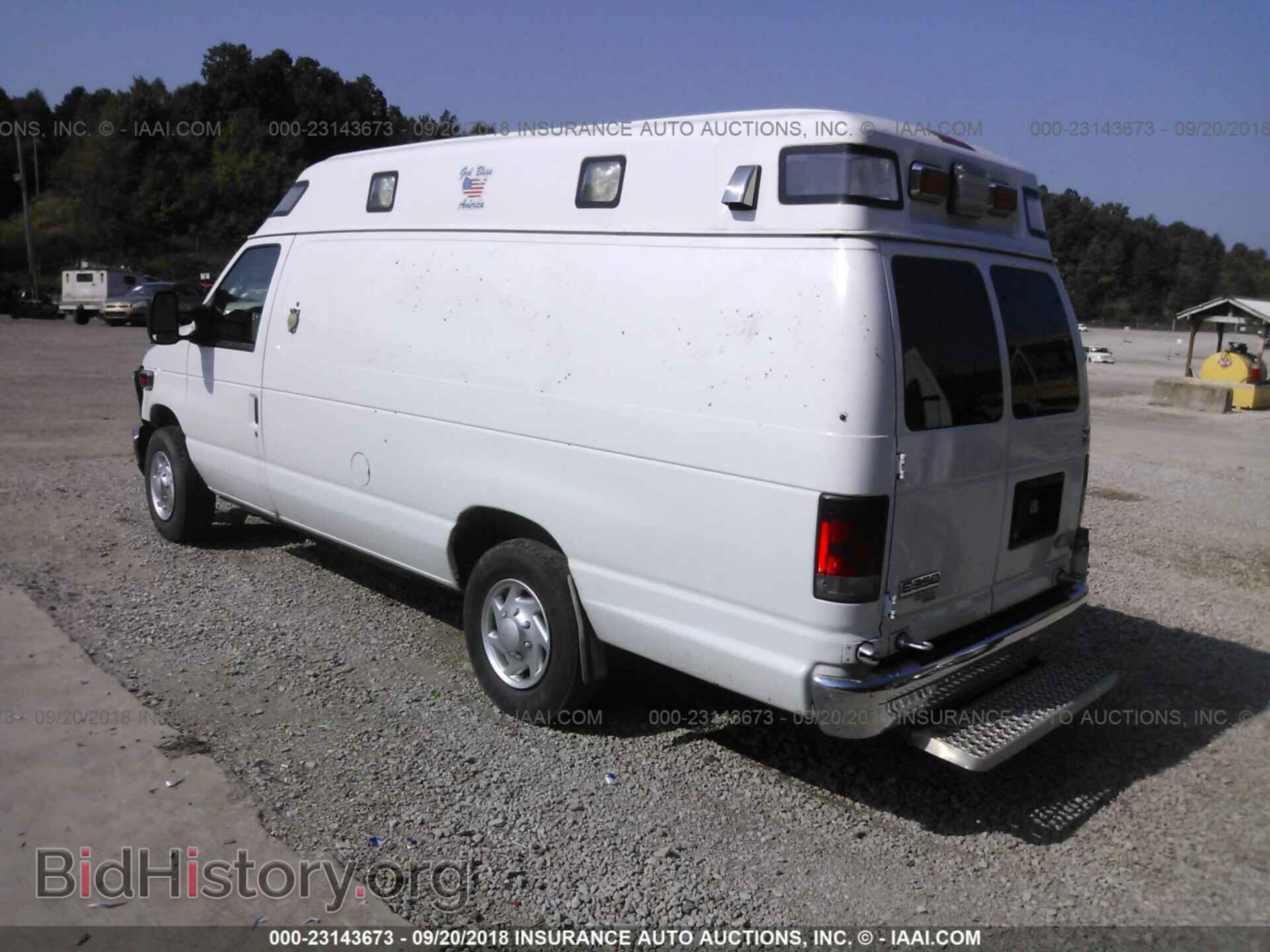 2012 Ford Econoline - VIN: 1FDSS3ES3CDA79218 - Photo 3