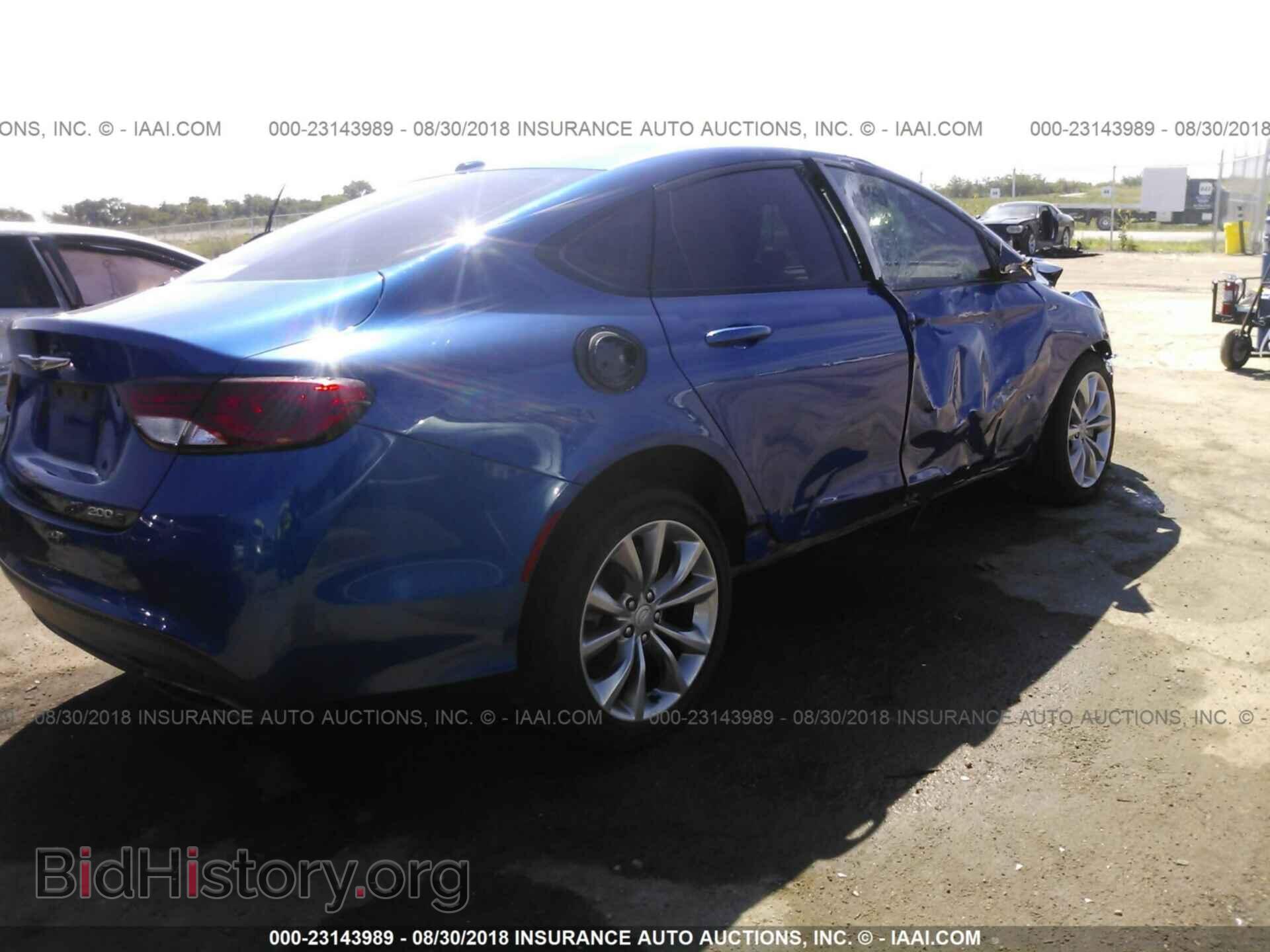 2015 Chrysler 200 - VIN: 1C3CCCBB6FN629573 - Фото 4