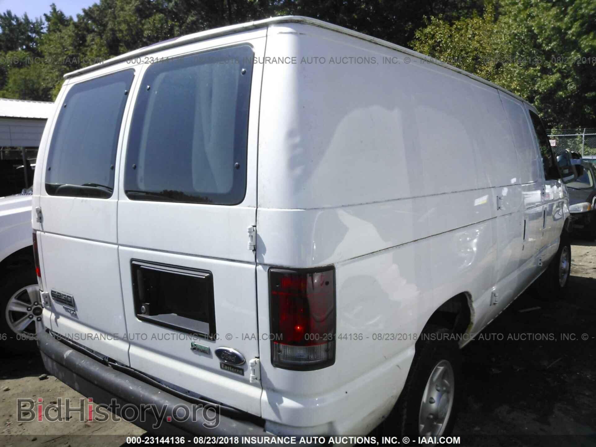 2011 Ford Econoline - VIN: 1FTNE2EW7BDA08513 - Photo 4