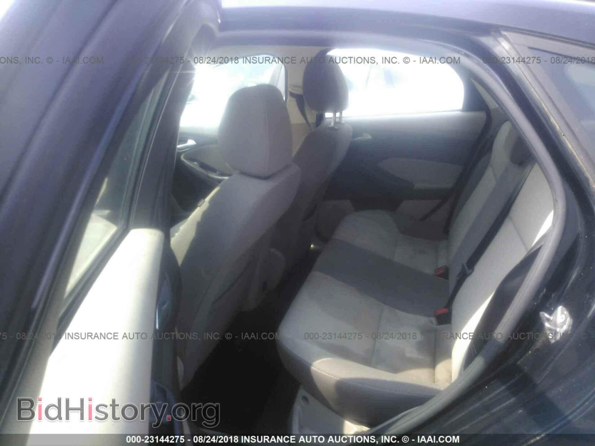2013 Ford Focus - VIN: 1FADP3F22DL288539 - Photo 8