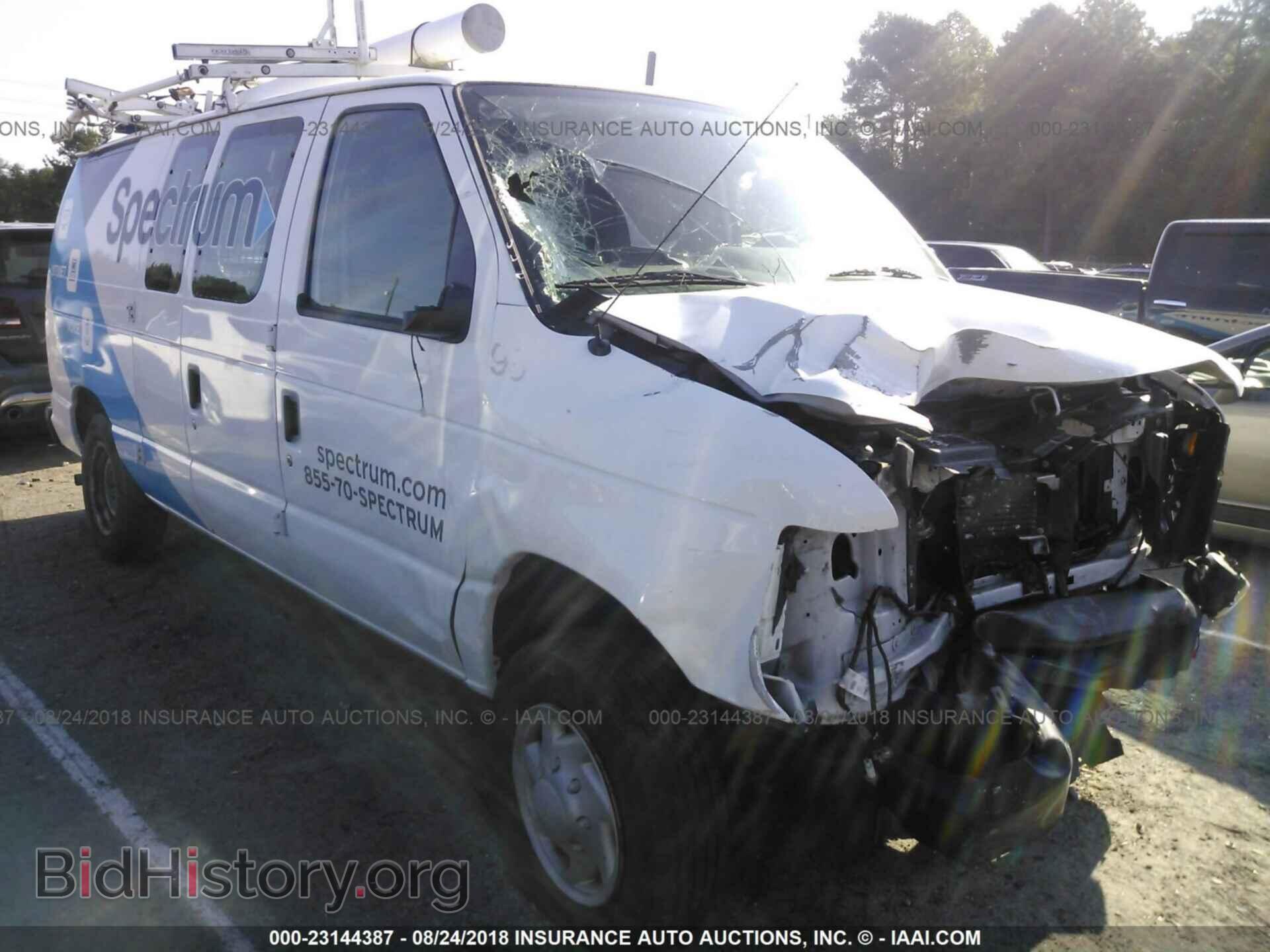 Photo 1FTNE1EW3BDB23409 - Ford Econoline 2011