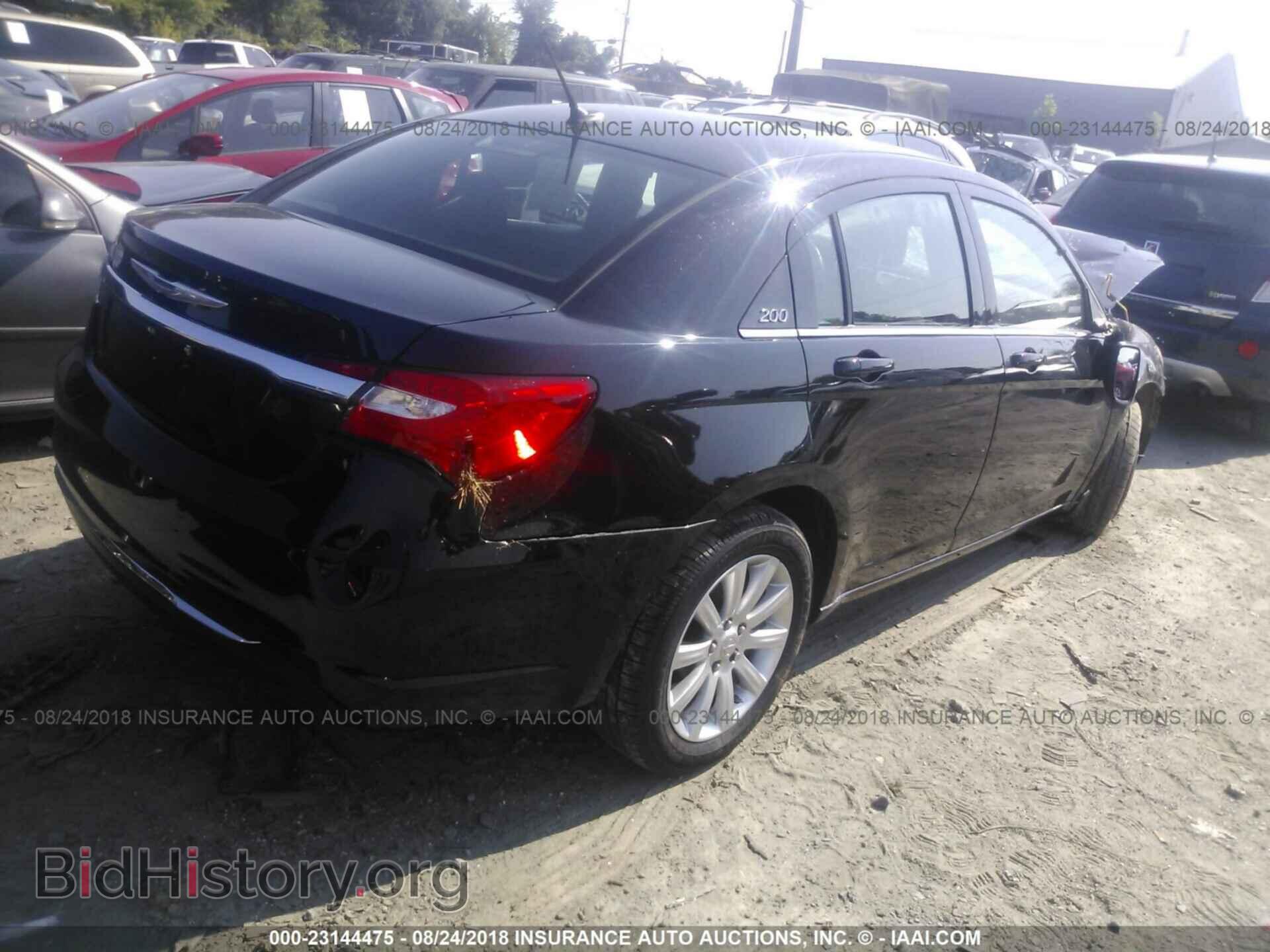 2012 Chrysler 200 - VIN: 1C3CCBBB5CN160708 - Фото 4