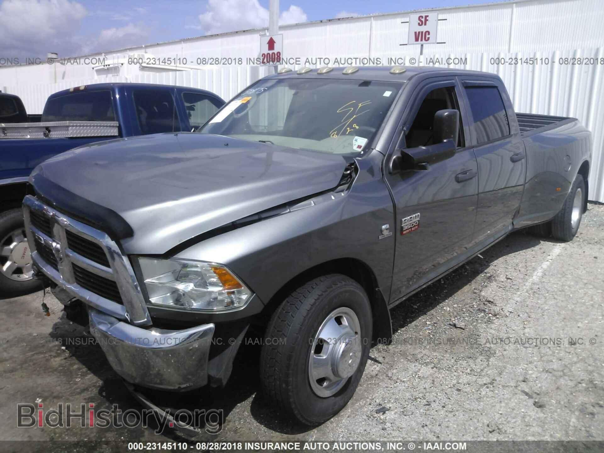 2012 Dodge Ram 3500 - VIN: 3C63DPGL4CG302425 - Фото 2