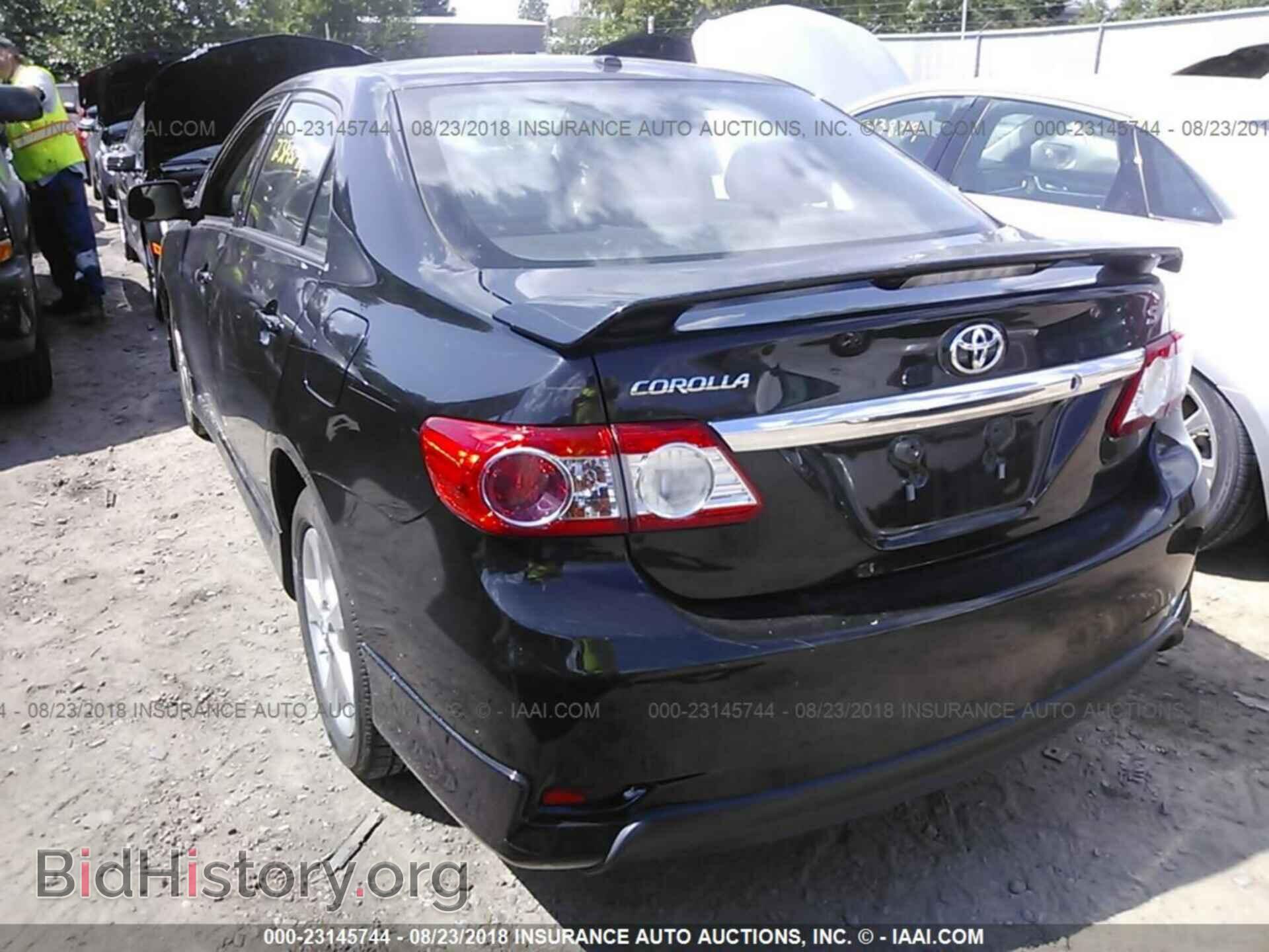 2011 Toyota Corolla - VIN: 2T1BU4EE2BC617174 - Фото 3
