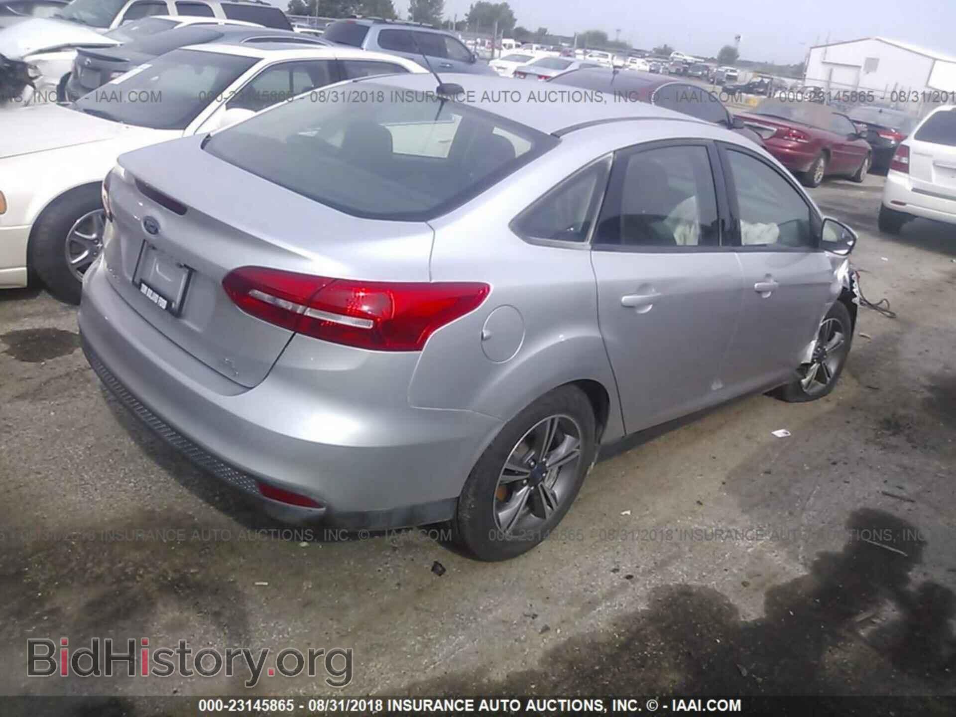 2017 FORD FOCUS - VIN: 1FADP3FE2HL306795 - Photo 4