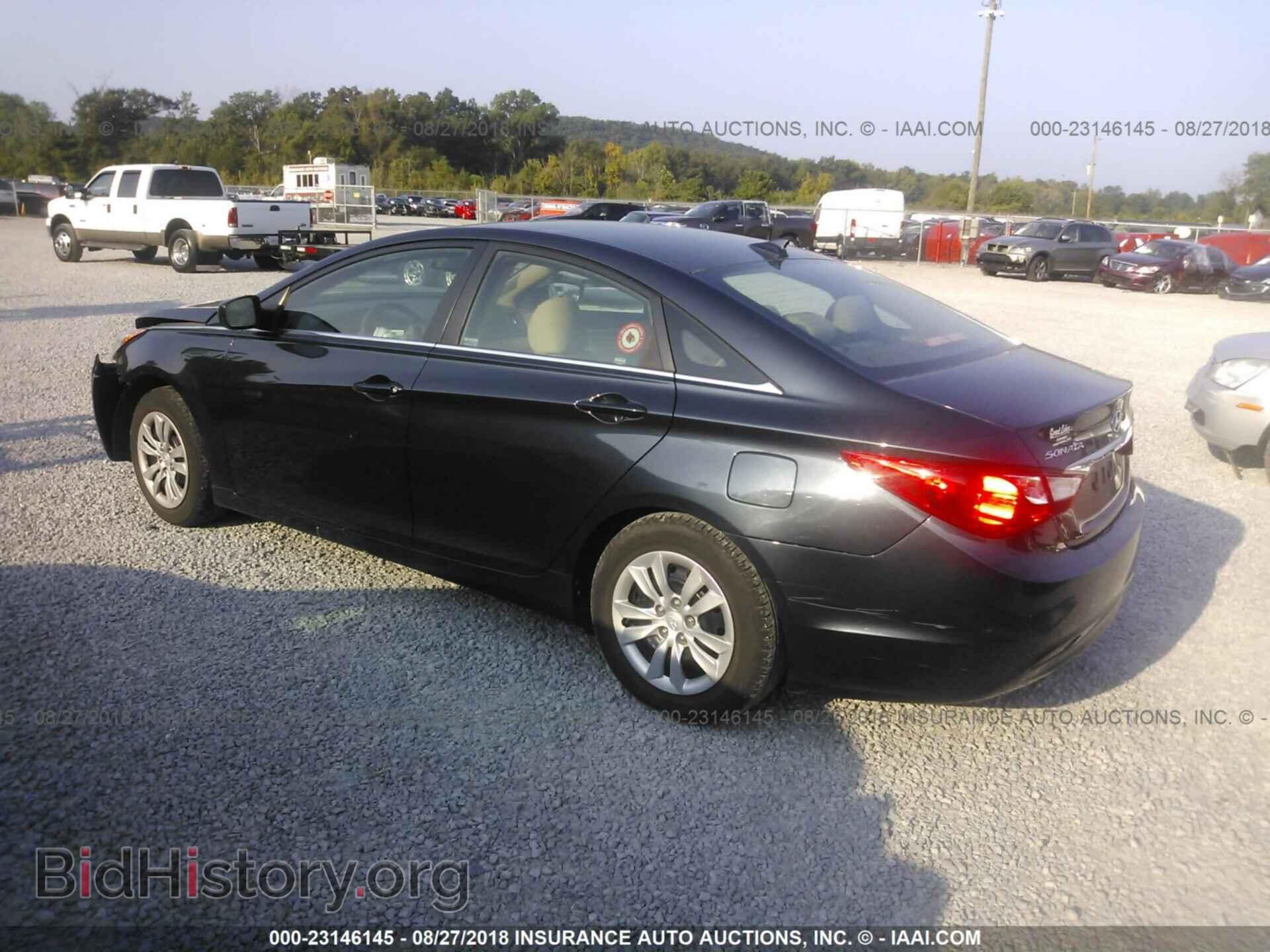 2012 Hyundai Sonata - VIN: 5NPEB4AC4CH380421 - Photo 3
