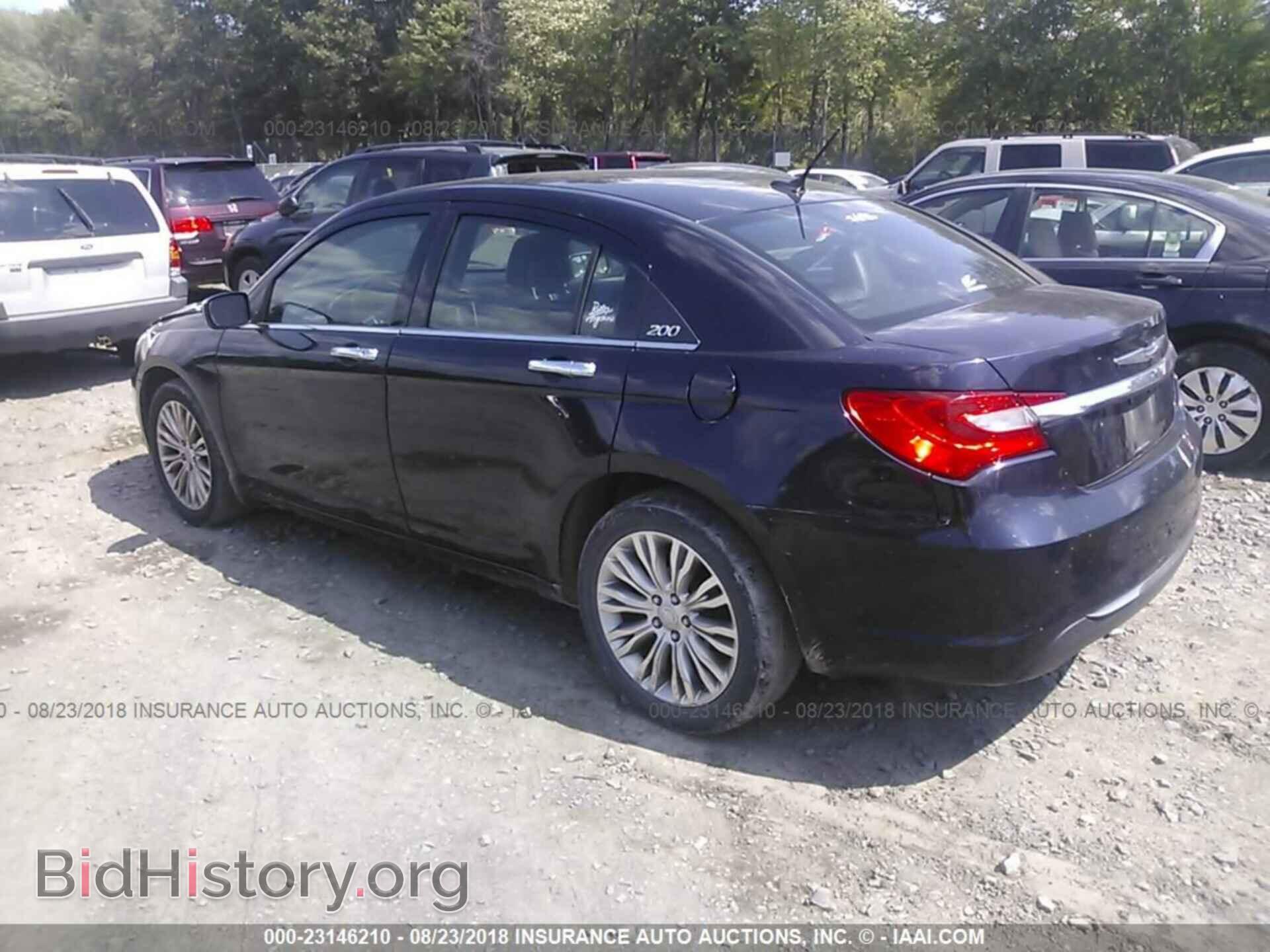 2011 Chrysler 200 - VIN: 1C3BC2FB7BN594200 - Photo 3