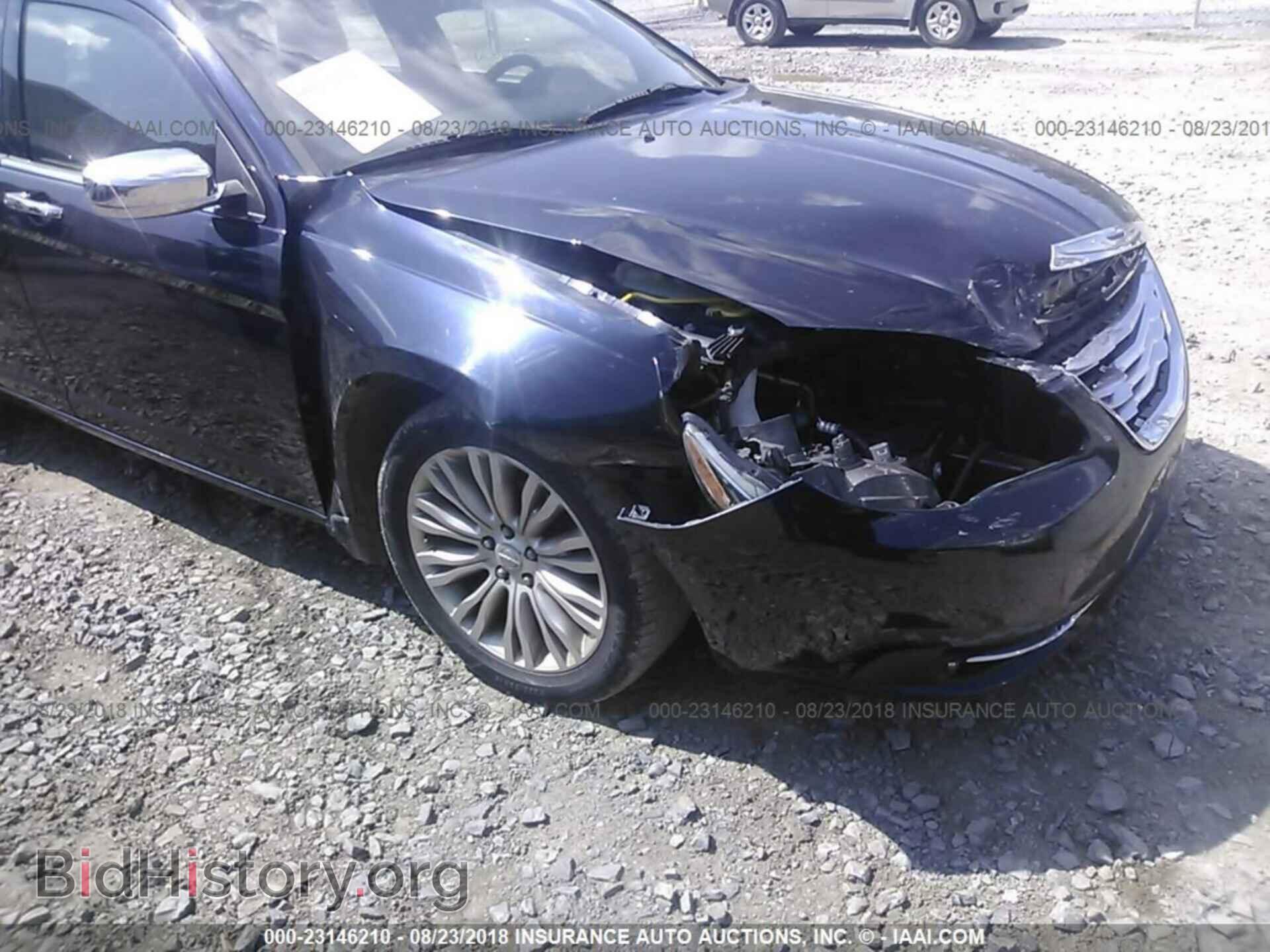 2011 Chrysler 200 - VIN: 1C3BC2FB7BN594200 - Photo 6
