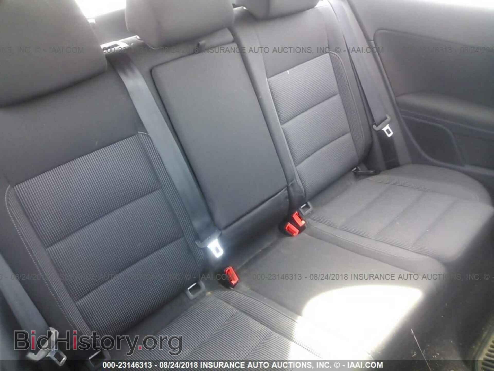 2011 Volkswagen Golf - VIN: WVWAA7AJ6BW276331 - Фото 8
