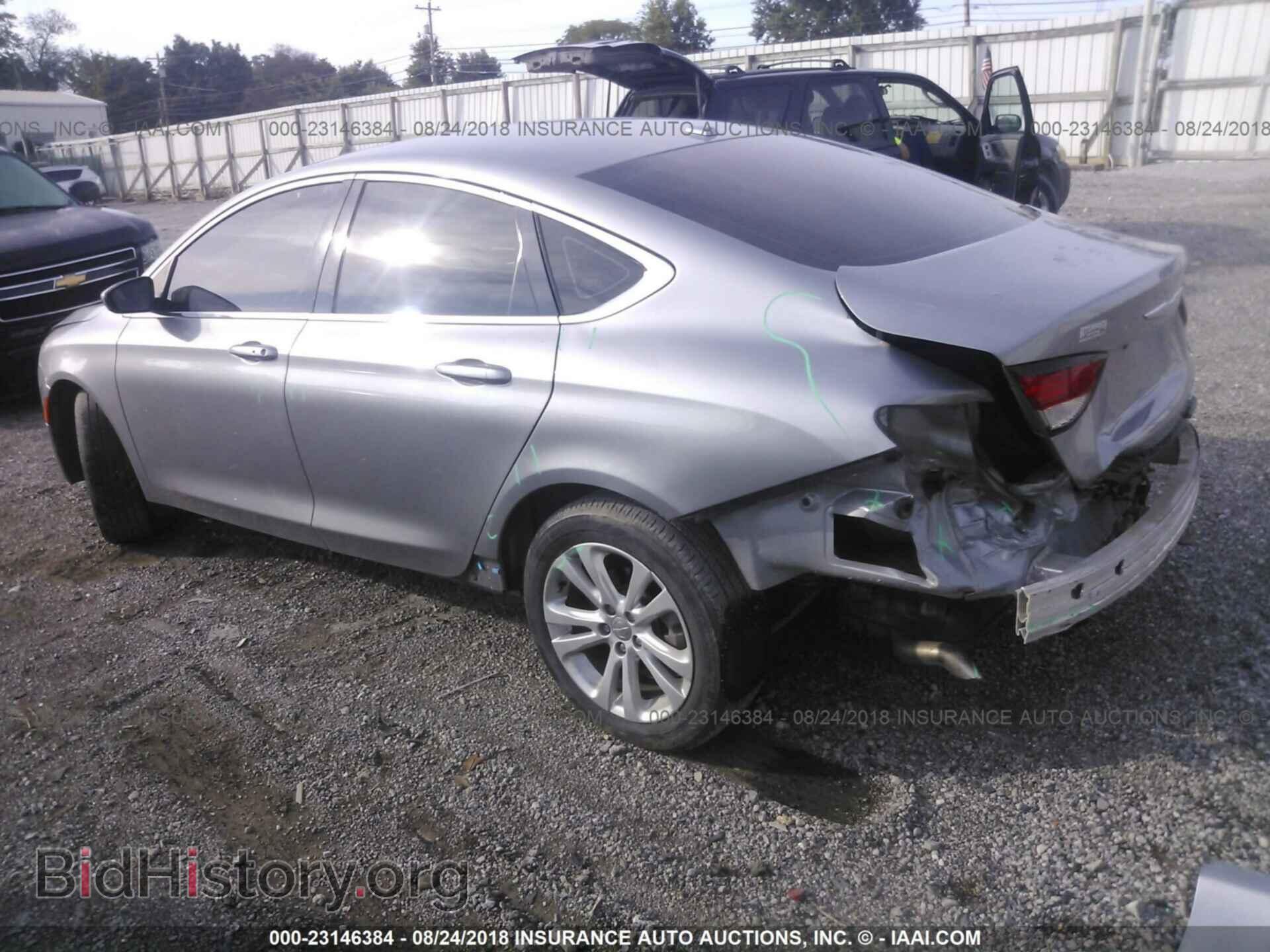 2015 Chrysler 200 - VIN: 1C3CCCAB7FN501912 - Photo 3