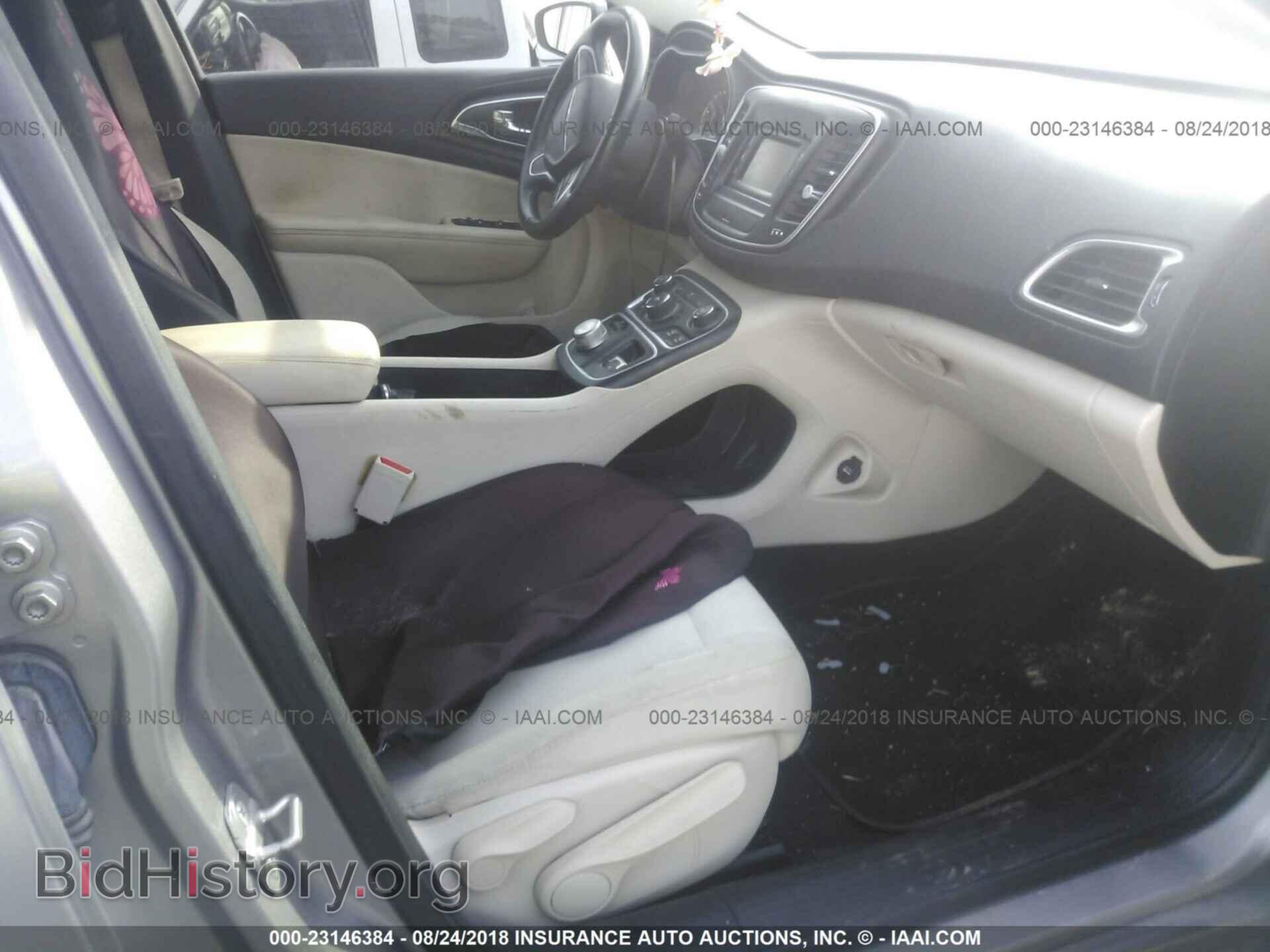 2015 Chrysler 200 - VIN: 1C3CCCAB7FN501912 - Photo 5
