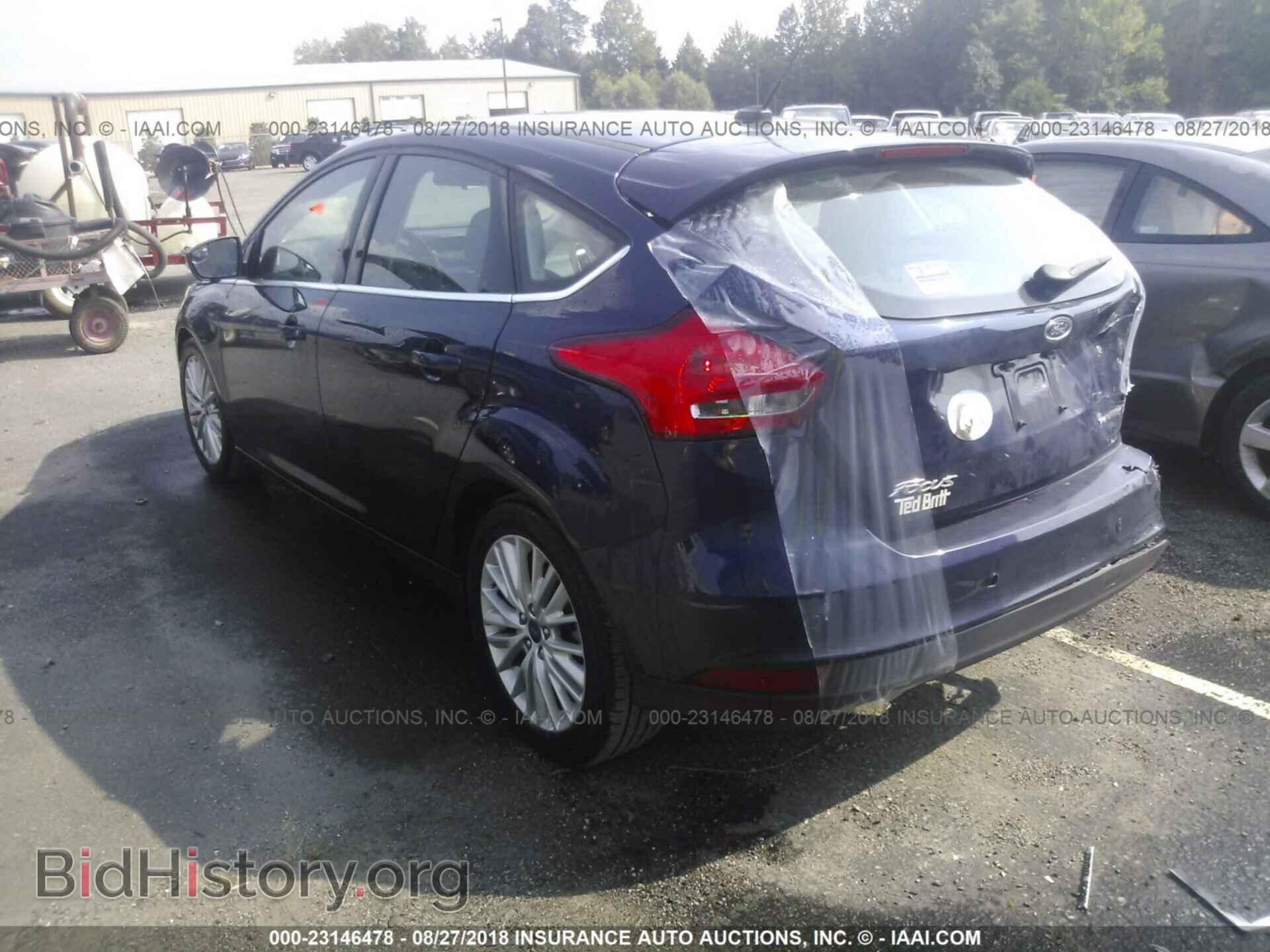 2017 Ford Focus - VIN: 1FADP3N28HL256816 - Photo 3