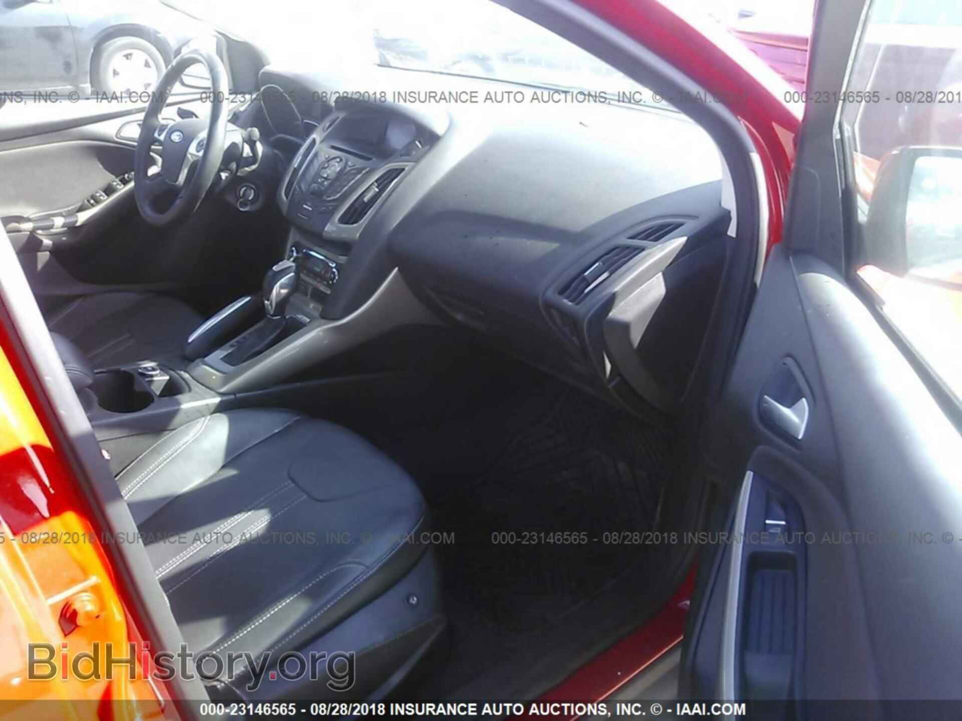 2012 Ford Focus - VIN: 1FAHP3H25CL393511 - Photo 5