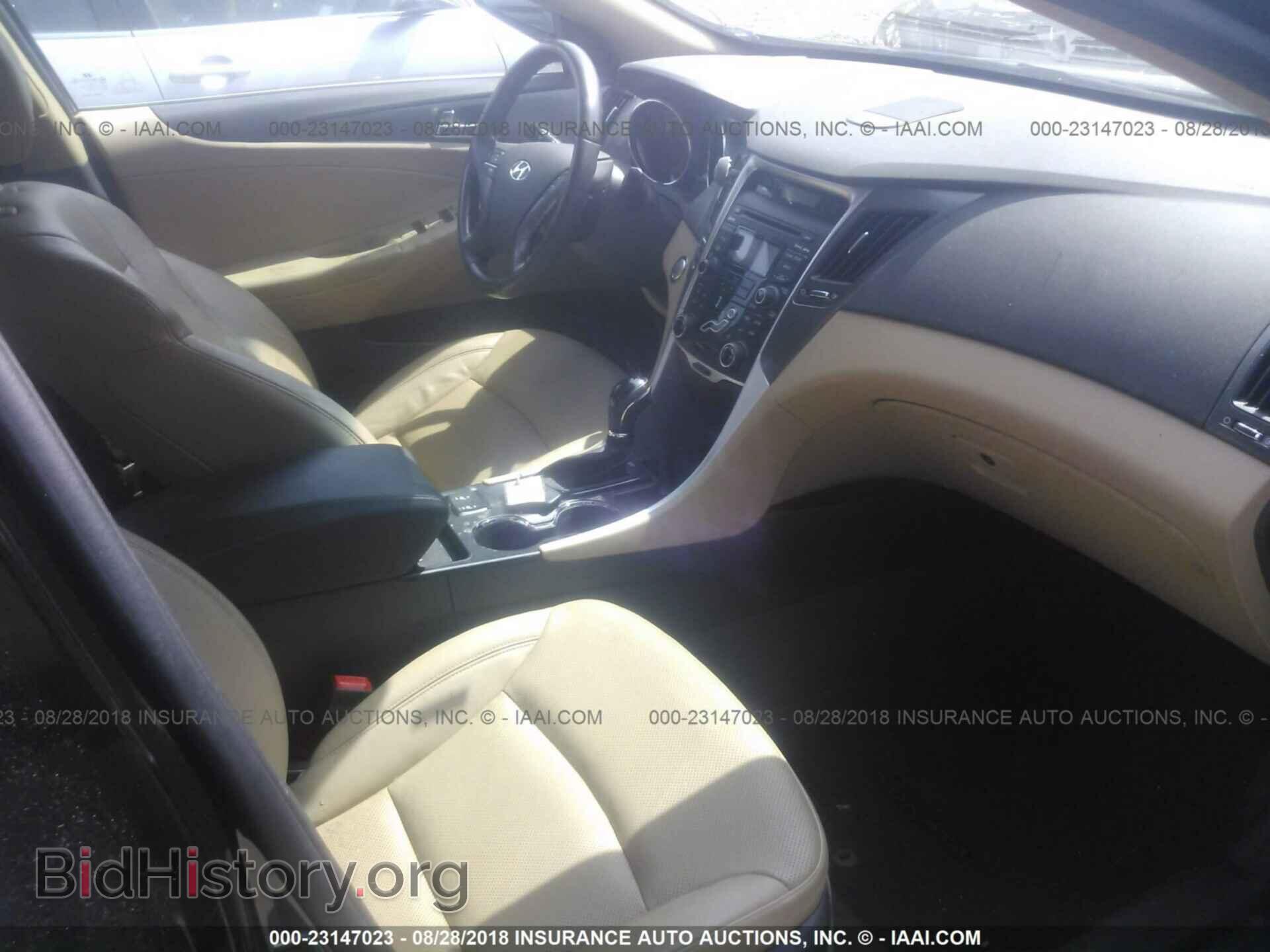 2012 Hyundai Sonata - VIN: KMHEC4A49CA059113 - Фото 5