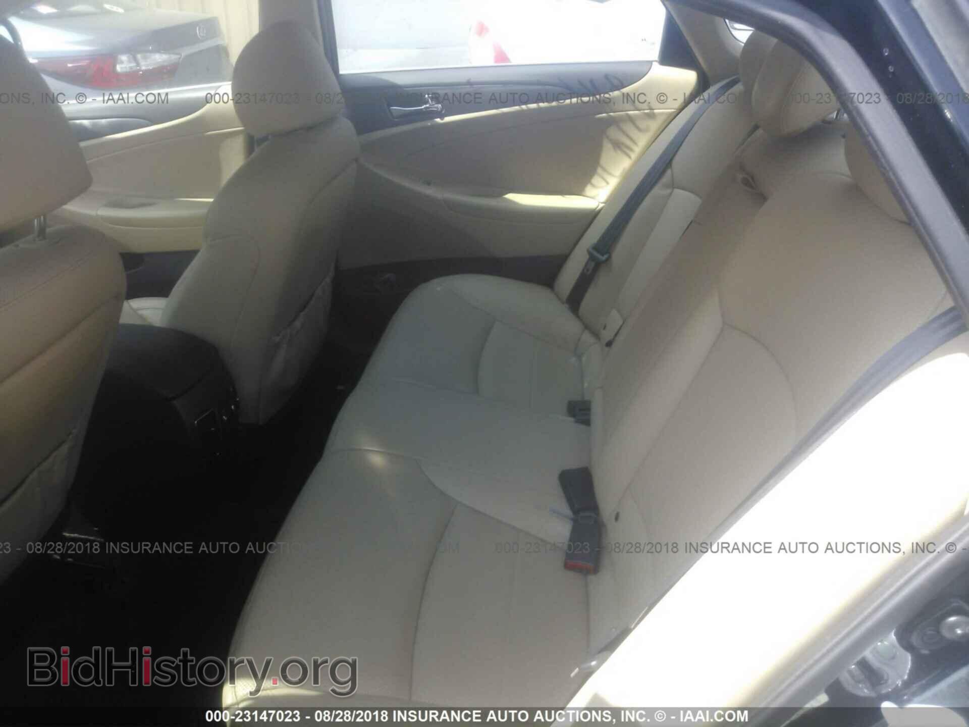 2012 Hyundai Sonata - VIN: KMHEC4A49CA059113 - Фото 8