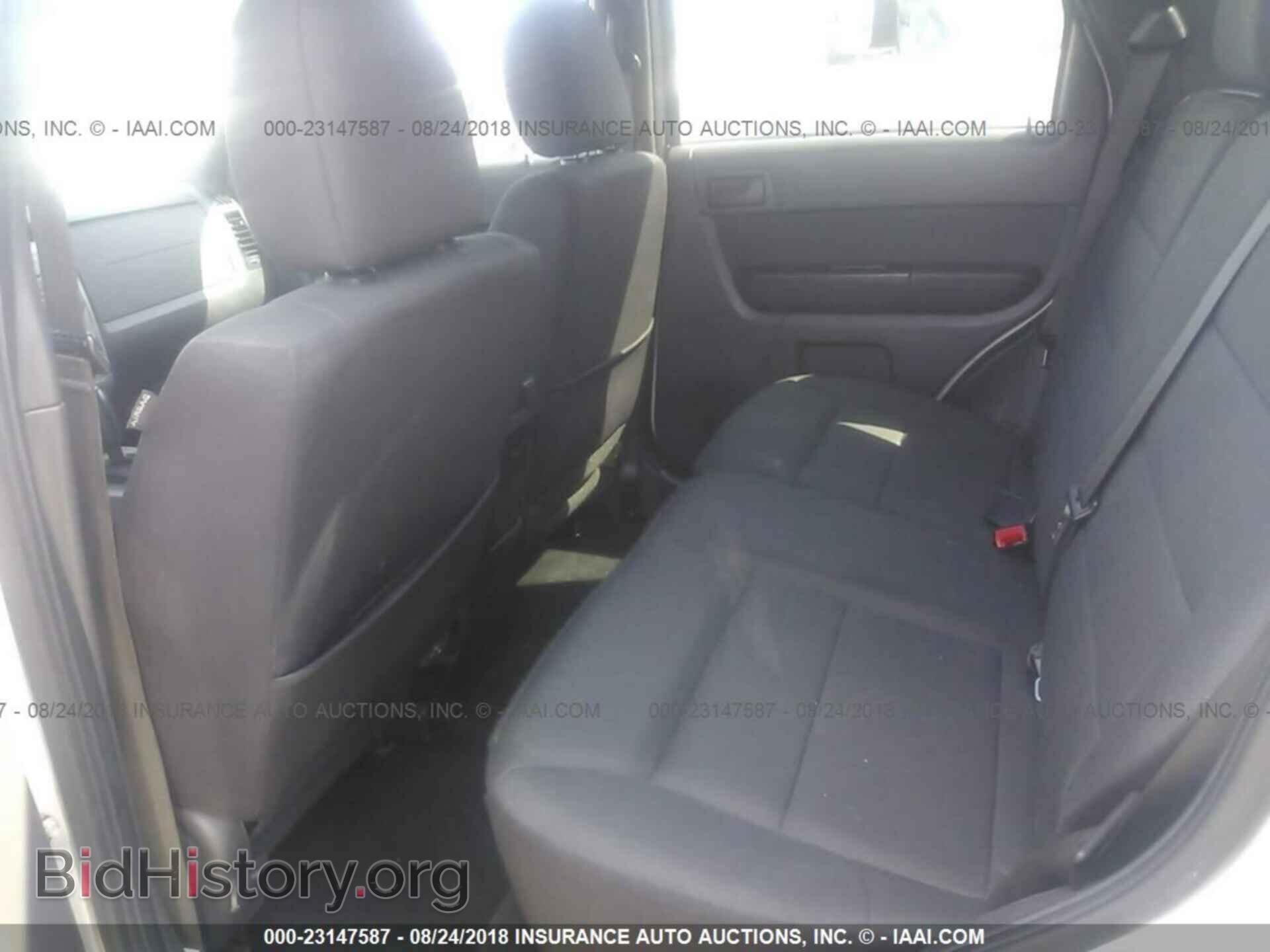 2012 Ford Escape - VIN: 1FMCU0DG0CKA09147 - Фото 8