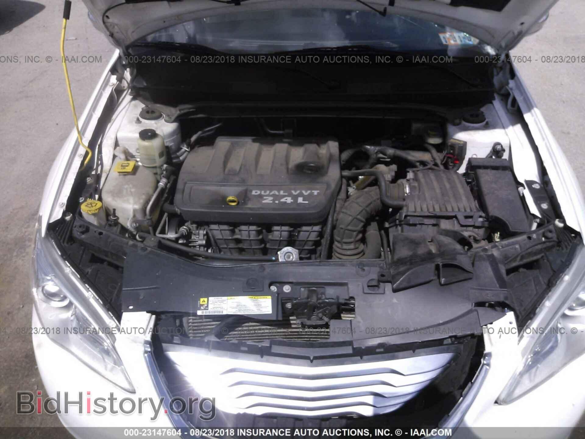2012 Chrysler 200 - VIN: 1C3CCBCB9CN305540 - Фото 10