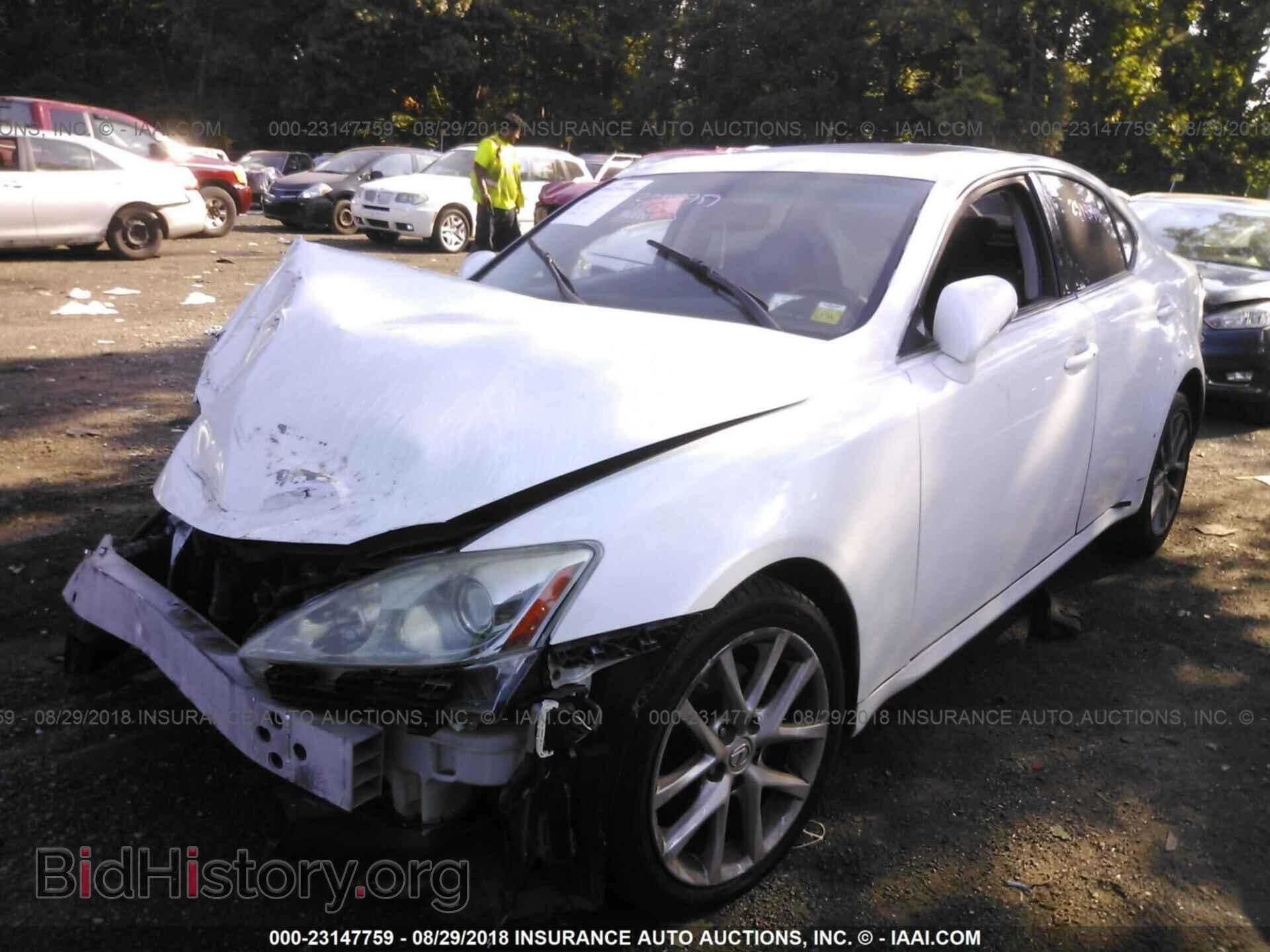 2011 Lexus Is - VIN: JTHCF5C29B5048994 - Фото 2
