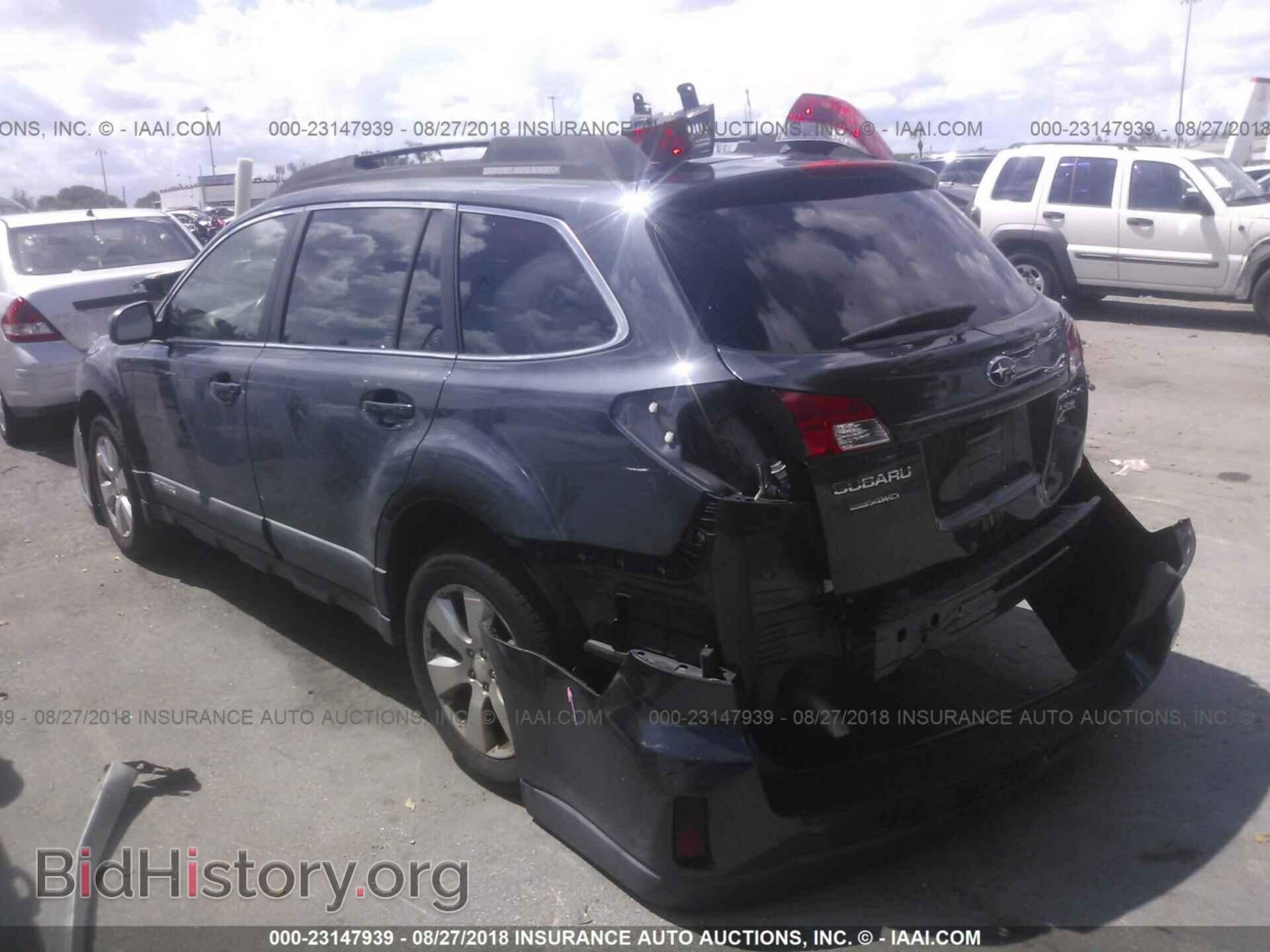 2011 Subaru Outback - VIN: 4S4BRBBC7B3329583 - Фото 3