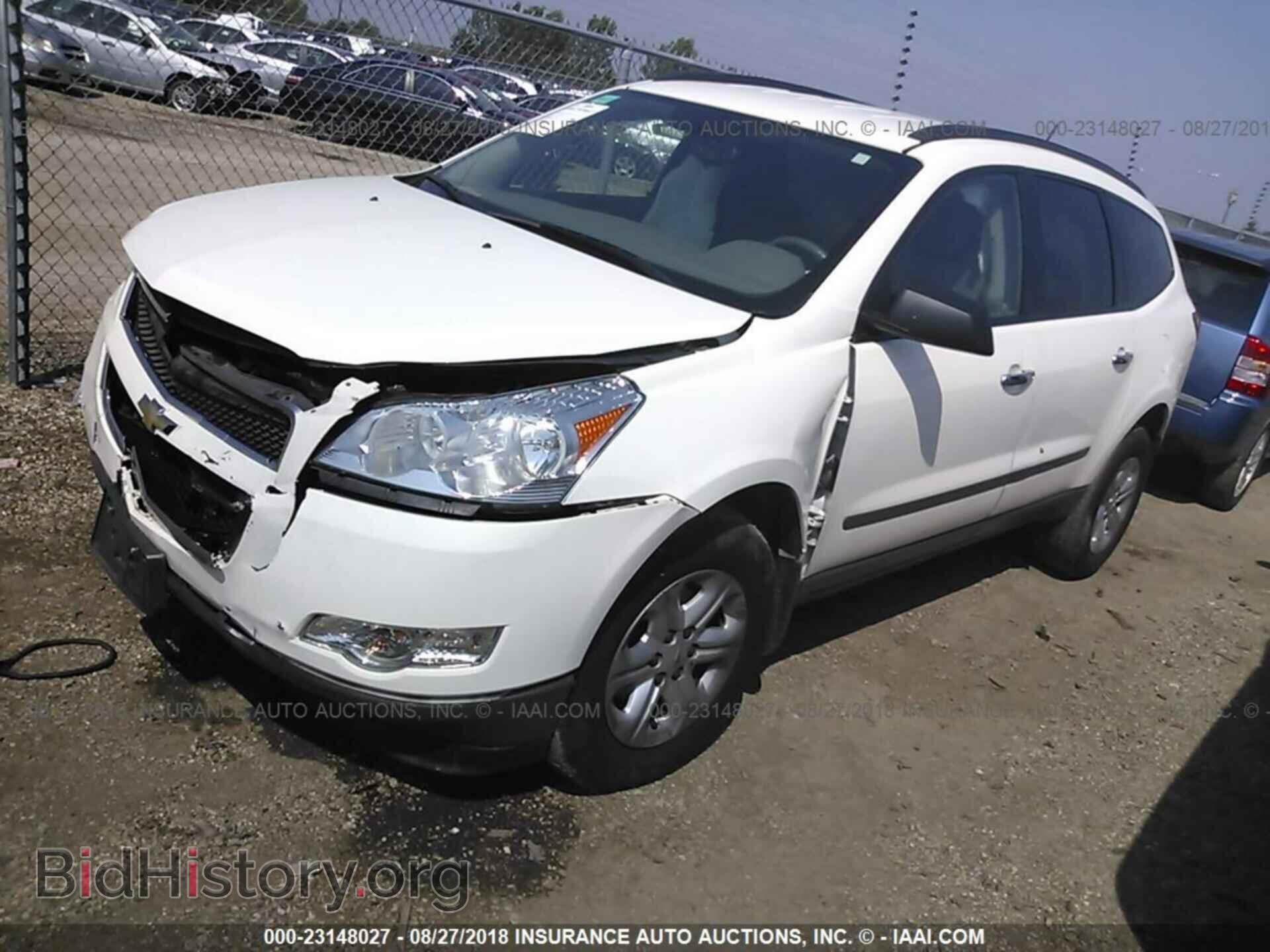 2012 Chevrolet Traverse - VIN: 1GNKRFED3CJ317211 - Фото 2