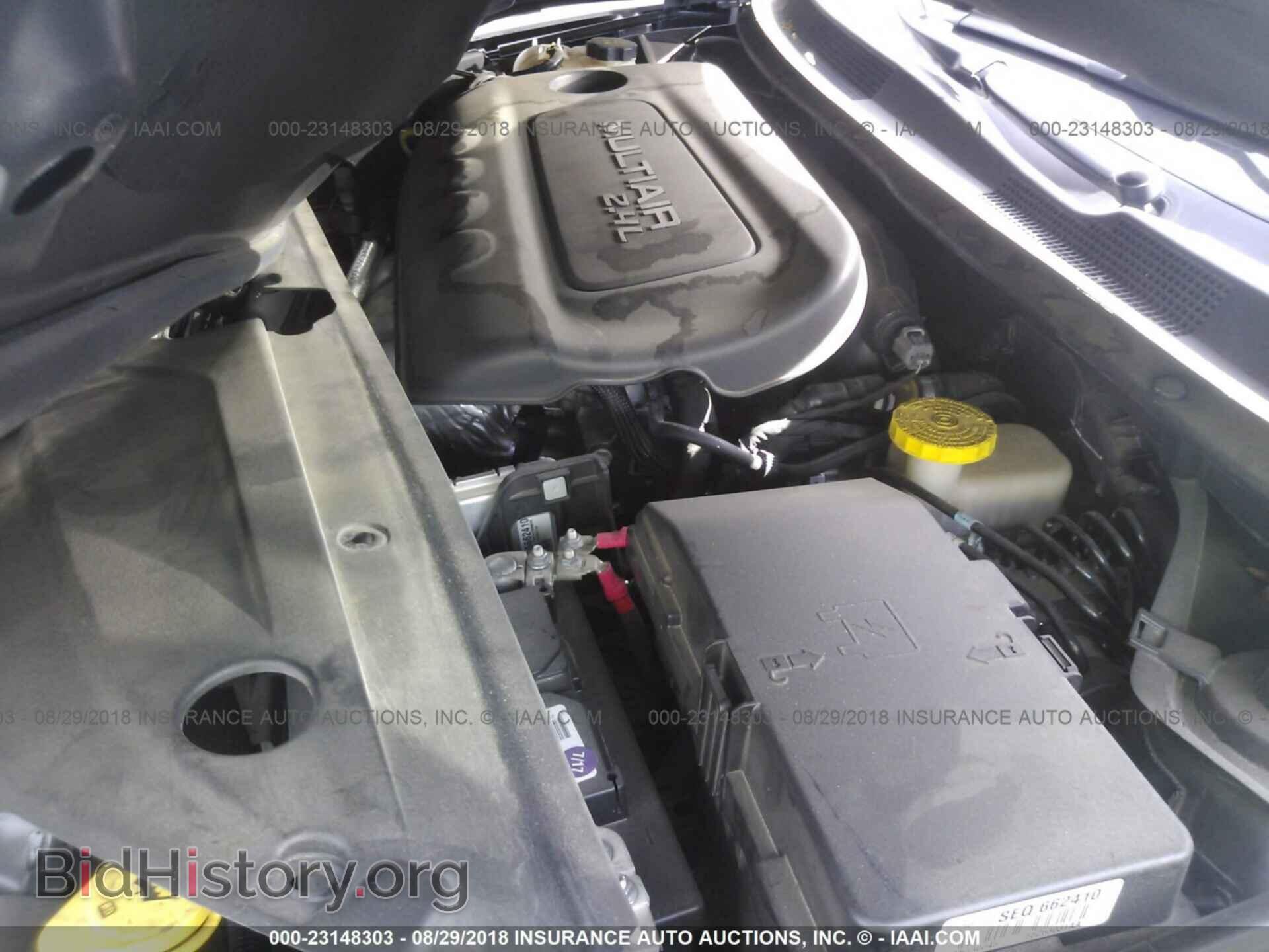 2016 Chrysler 200 - VIN: 1C3CCCAB2GN130045 - Photo 10