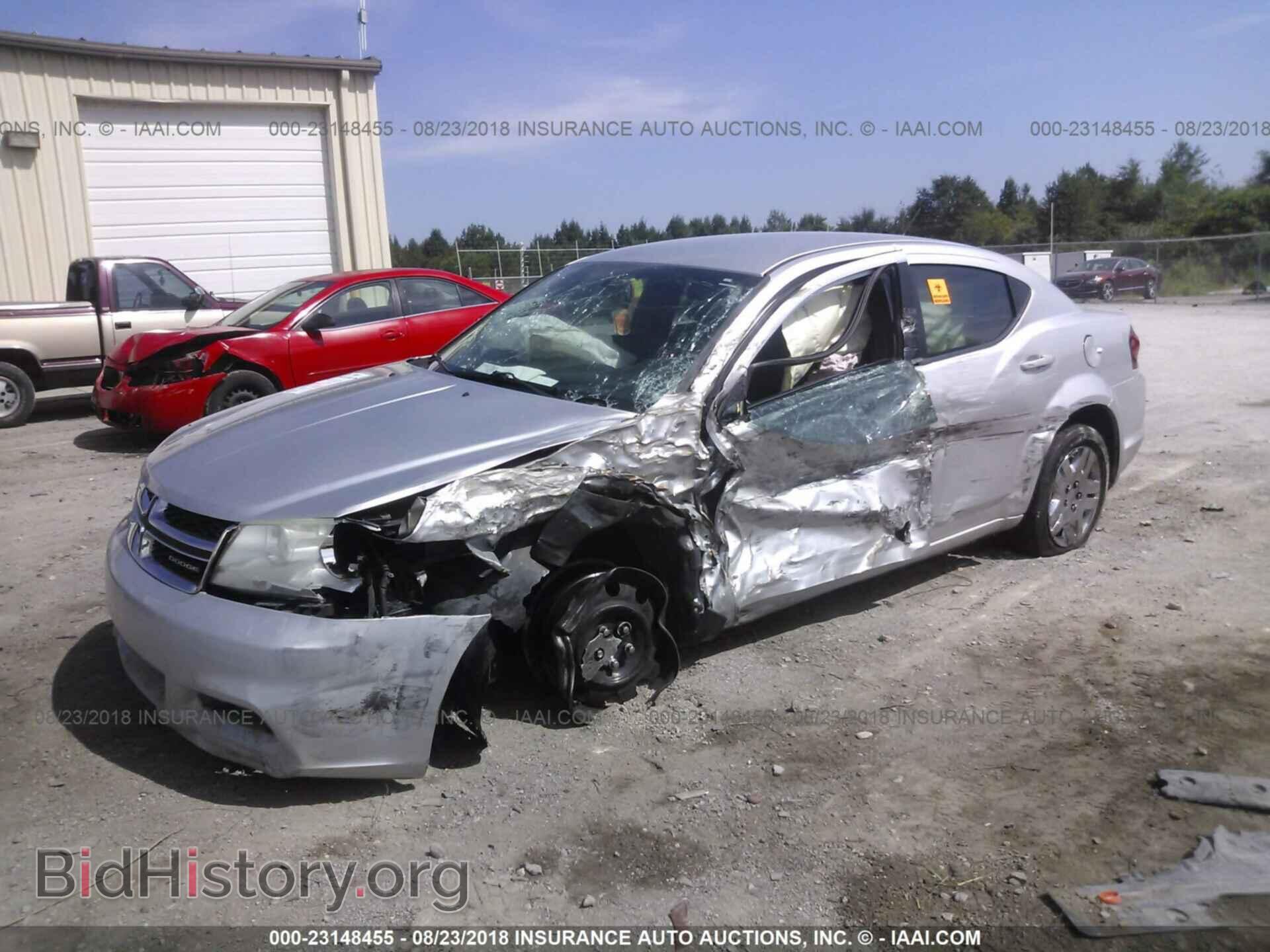 2011 Dodge Avenger - VIN: 1B3BD4FB9BN564458 - Фото 2