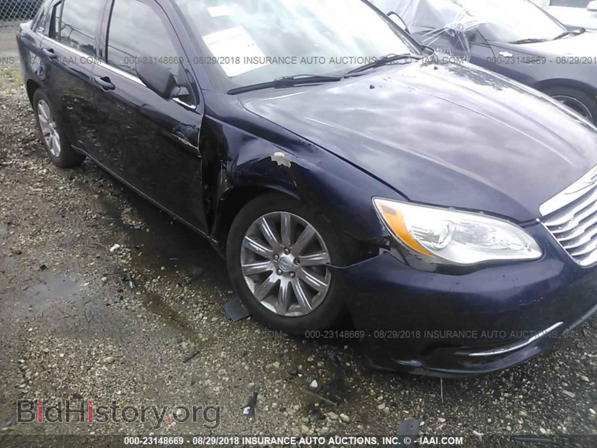 2013 Chrysler 200 - VIN: 1C3CCBBBXDN693803 - Фото 6