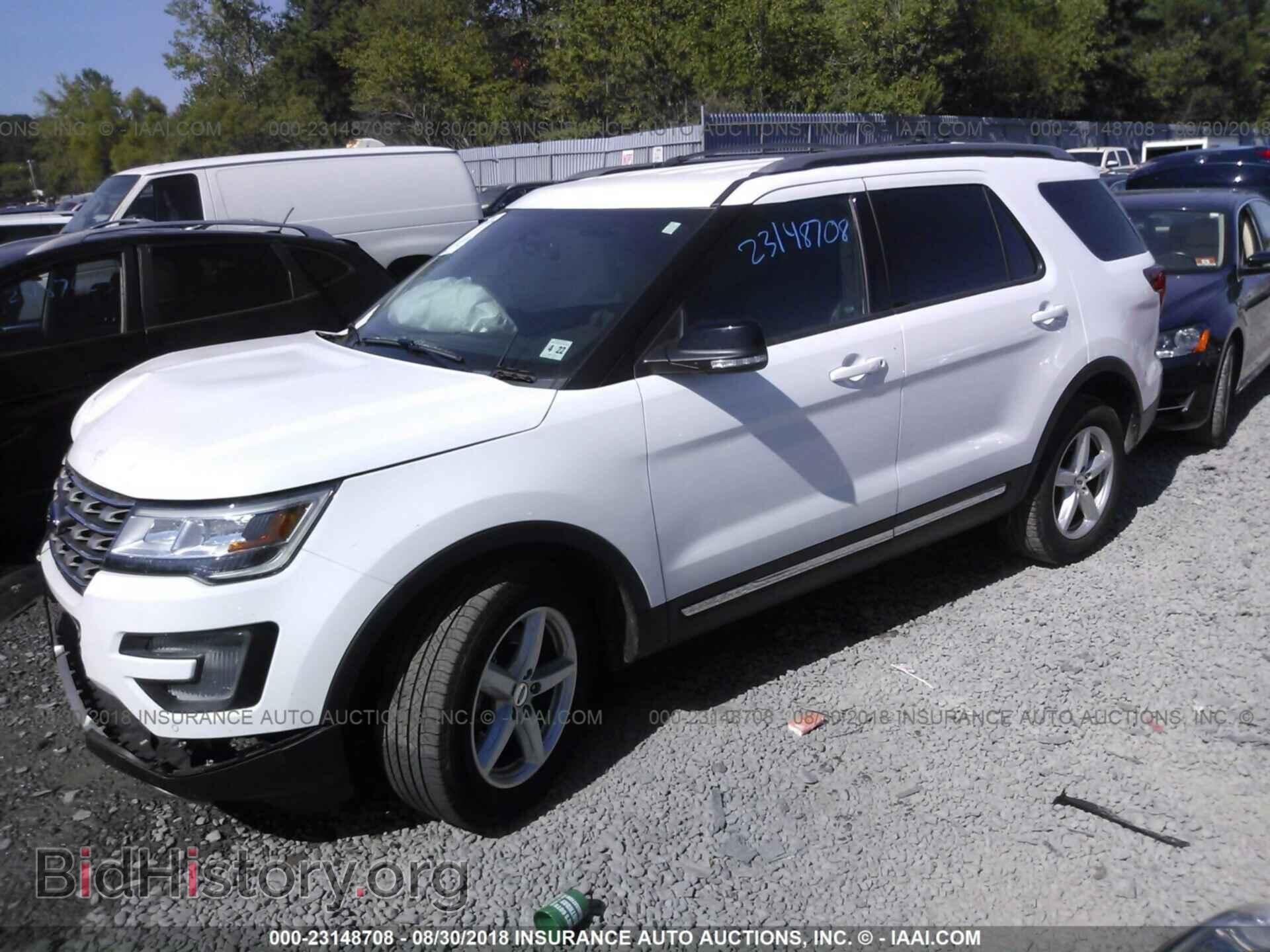 2017 Ford Explorer - VIN: 1FM5K8D88HGC44024 - Фото 2