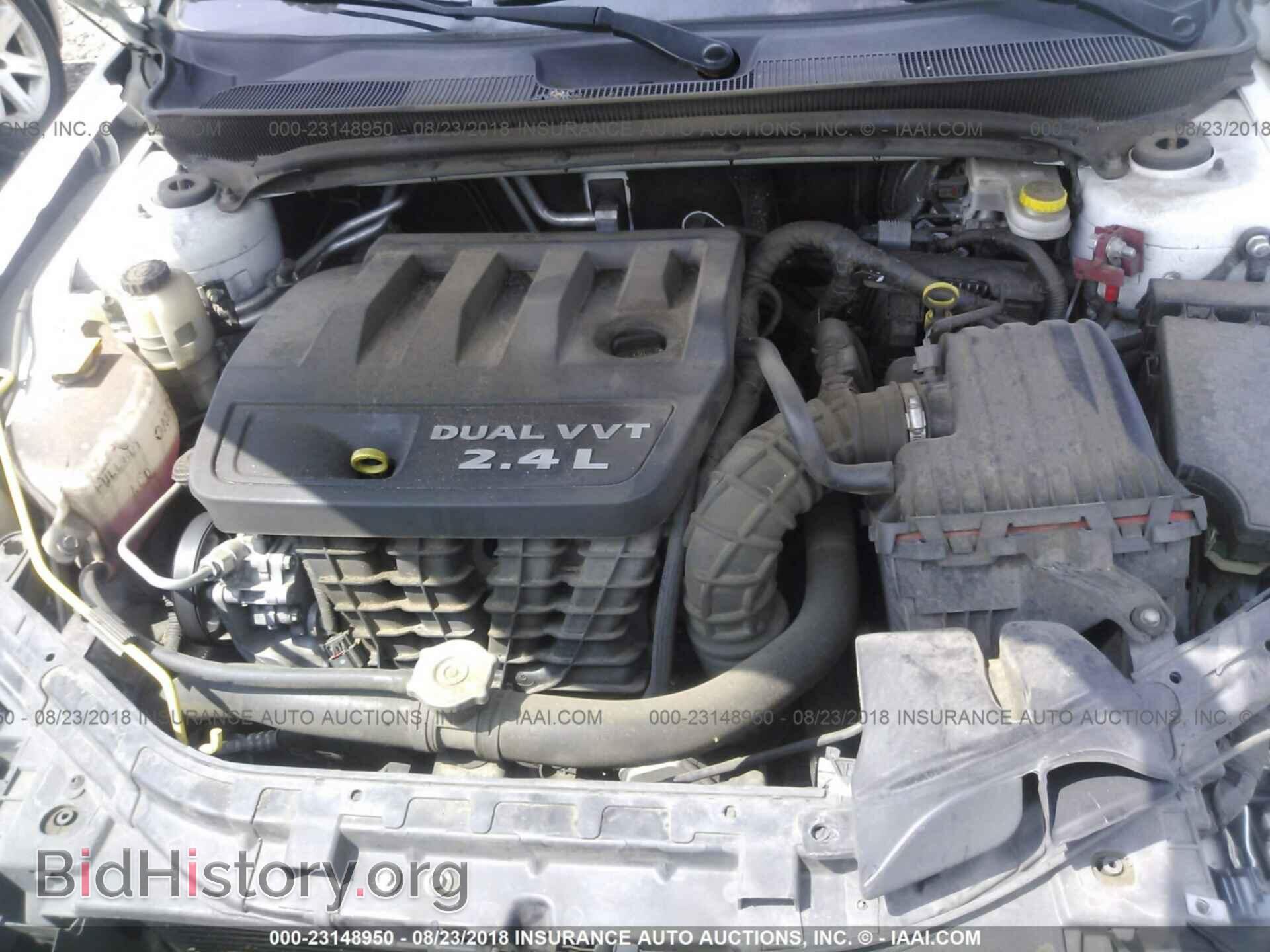 2013 Chrysler 200 - VIN: 1C3CCBAB0DN642408 - Photo 10
