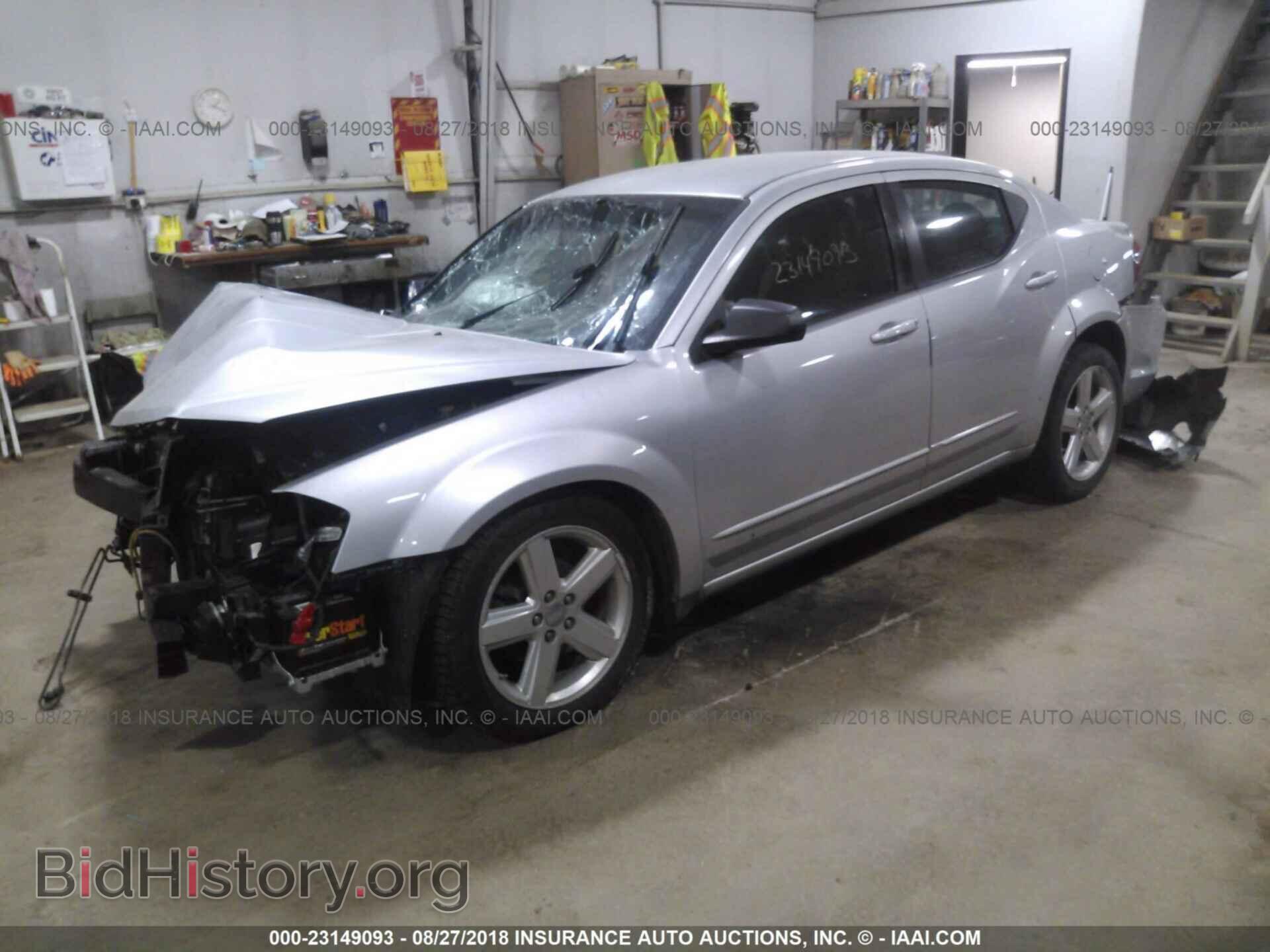 2011 Dodge Avenger - VIN: 1B3BD4FB2BN586799 - Photo 2