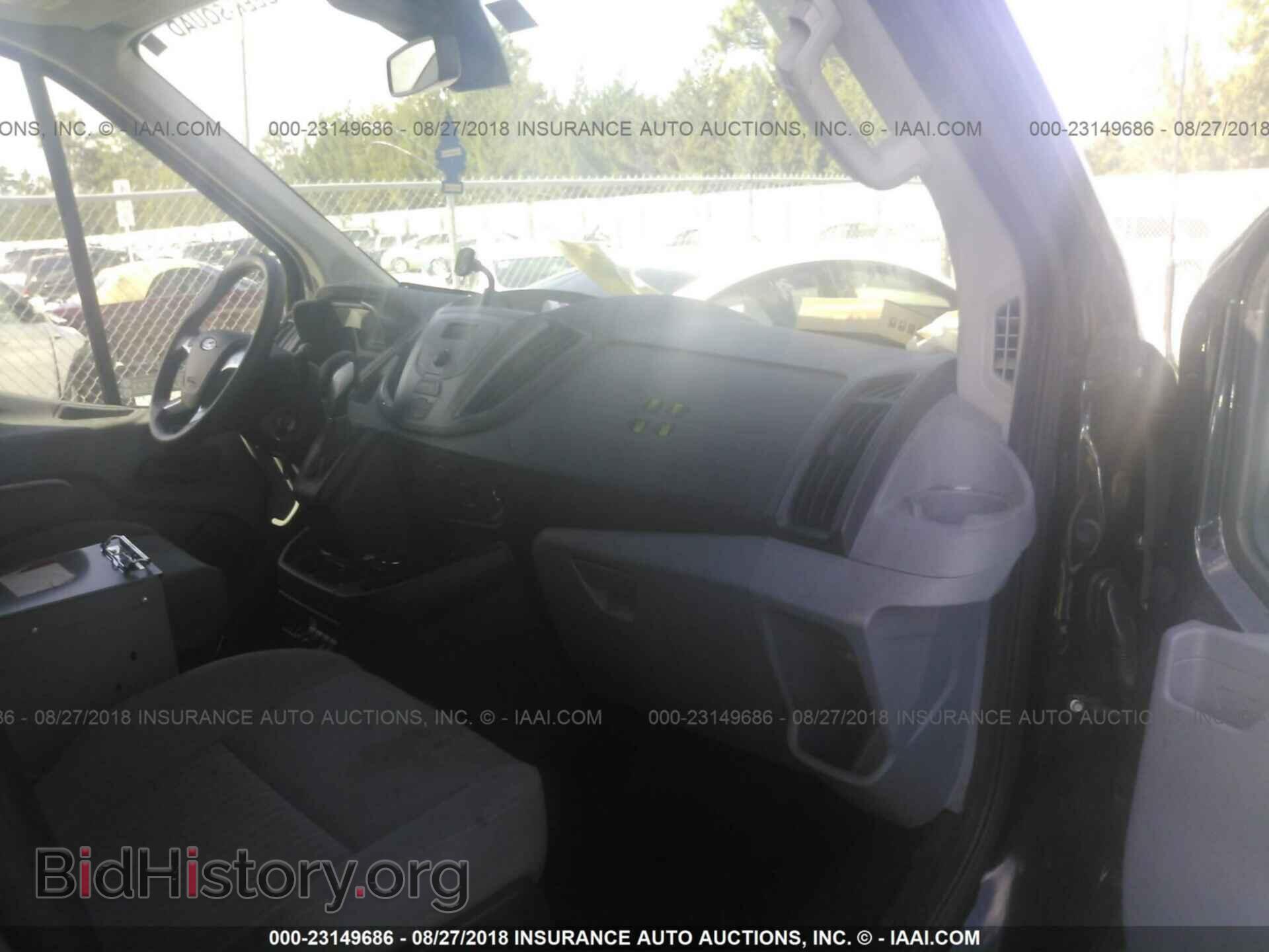 2015 Ford Transit - VIN: 1FTYR2CM2FKA72916 - Фото 5