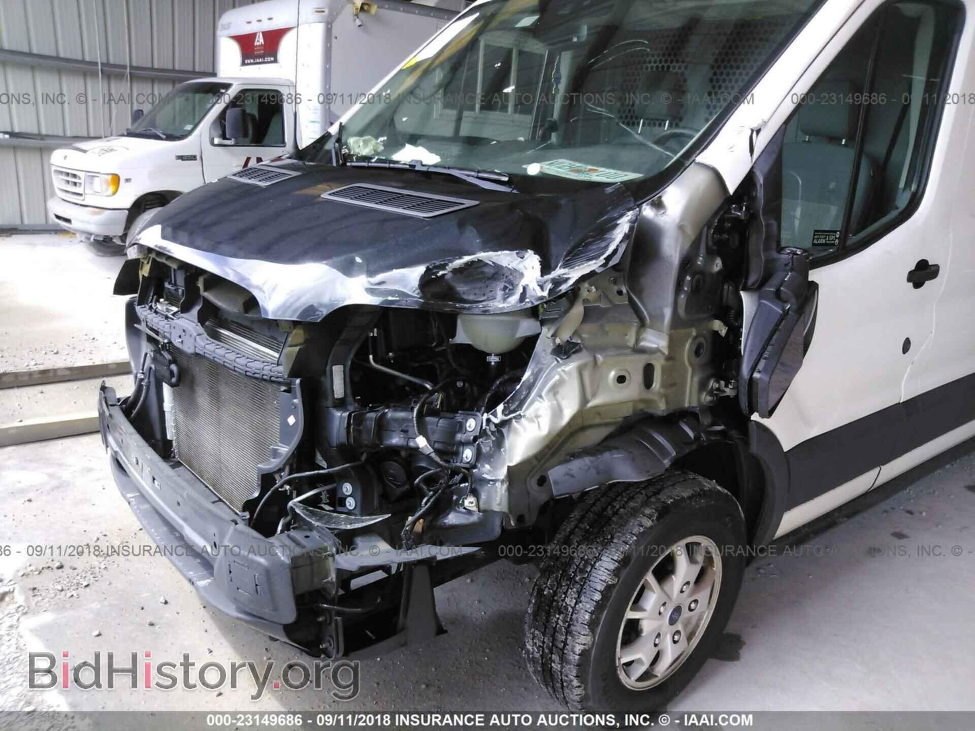 2015 Ford Transit - VIN: 1FTYR2CM2FKA72916 - Фото 6