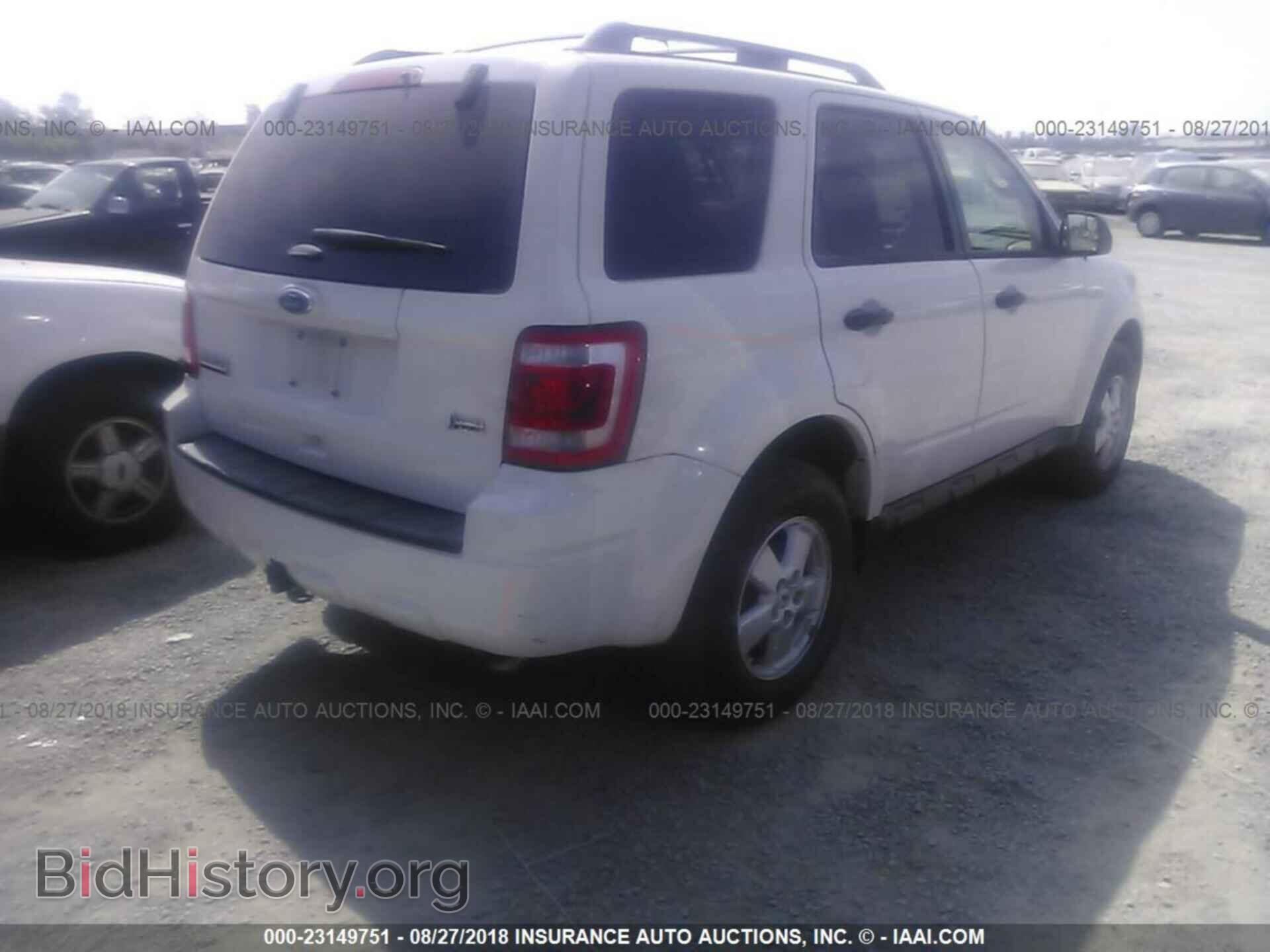 2012 Ford Escape - VIN: 1FMCU9DG7CKA58835 - Photo 4