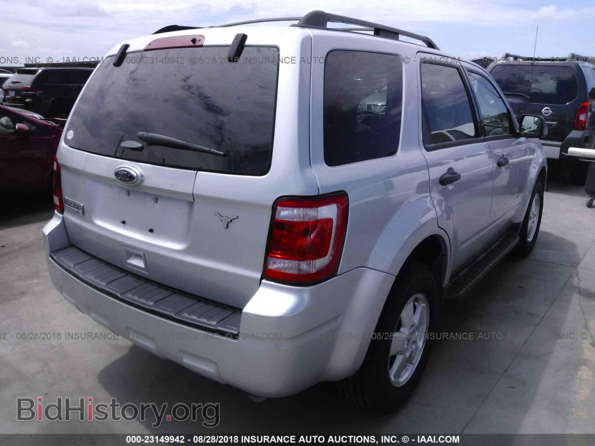 2012 Ford Escape - VIN: 1FMCU0D76CKC17551 - Фото 4