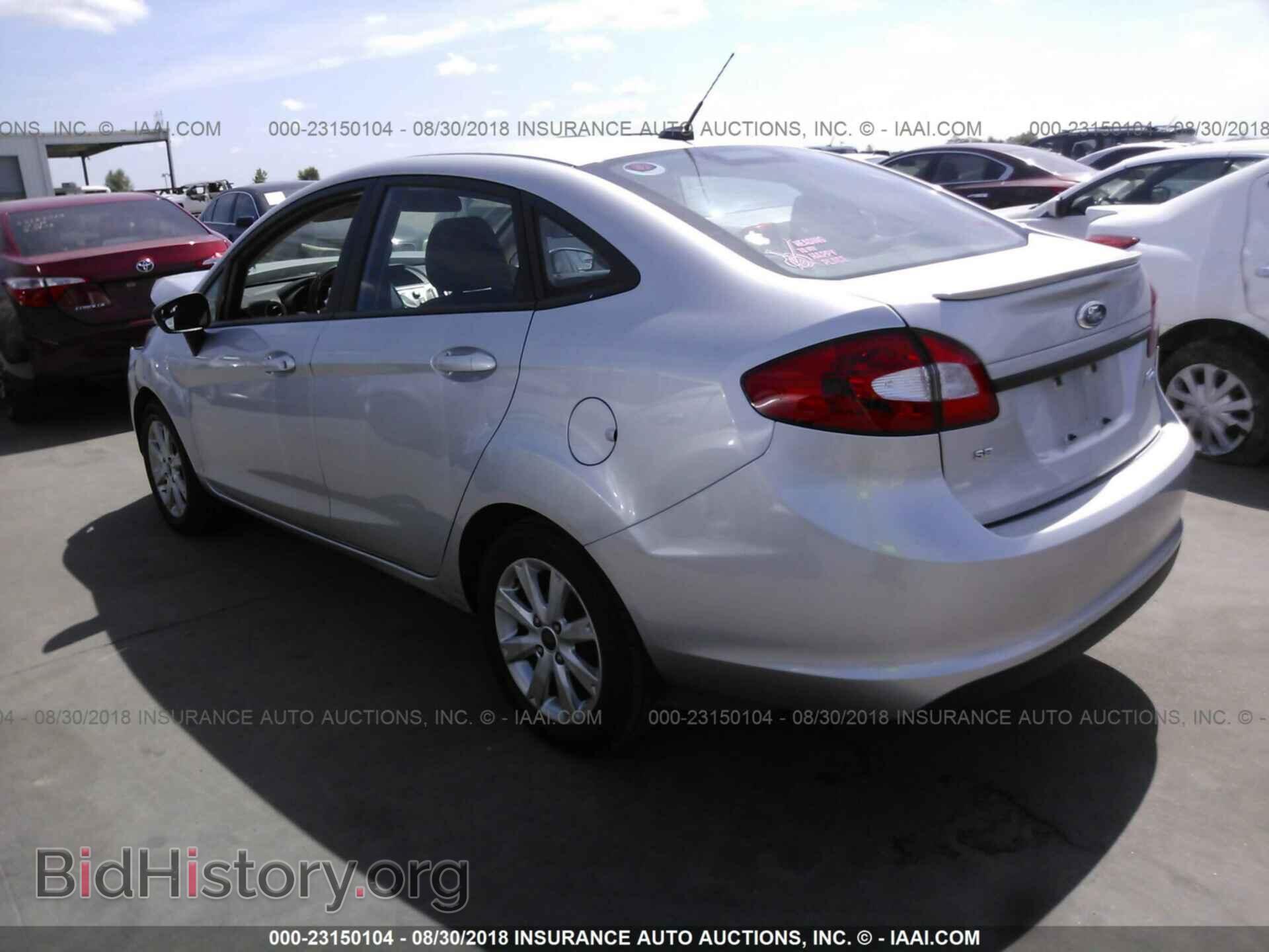 2013 Ford Fiesta - VIN: 3FADP4BJ6DM192012 - Фото 3