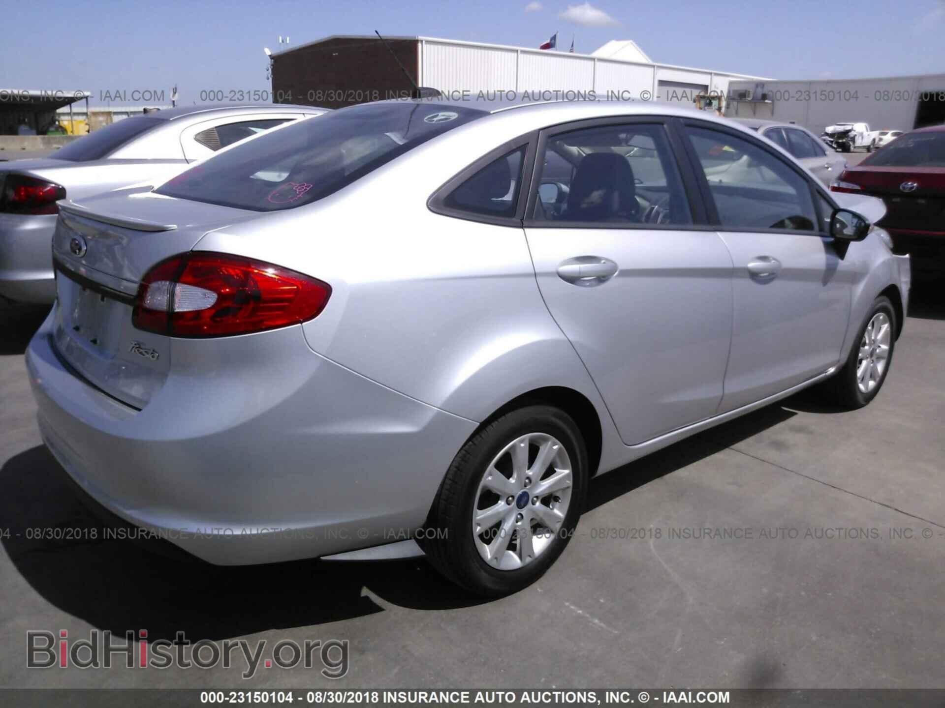 2013 Ford Fiesta - VIN: 3FADP4BJ6DM192012 - Фото 4