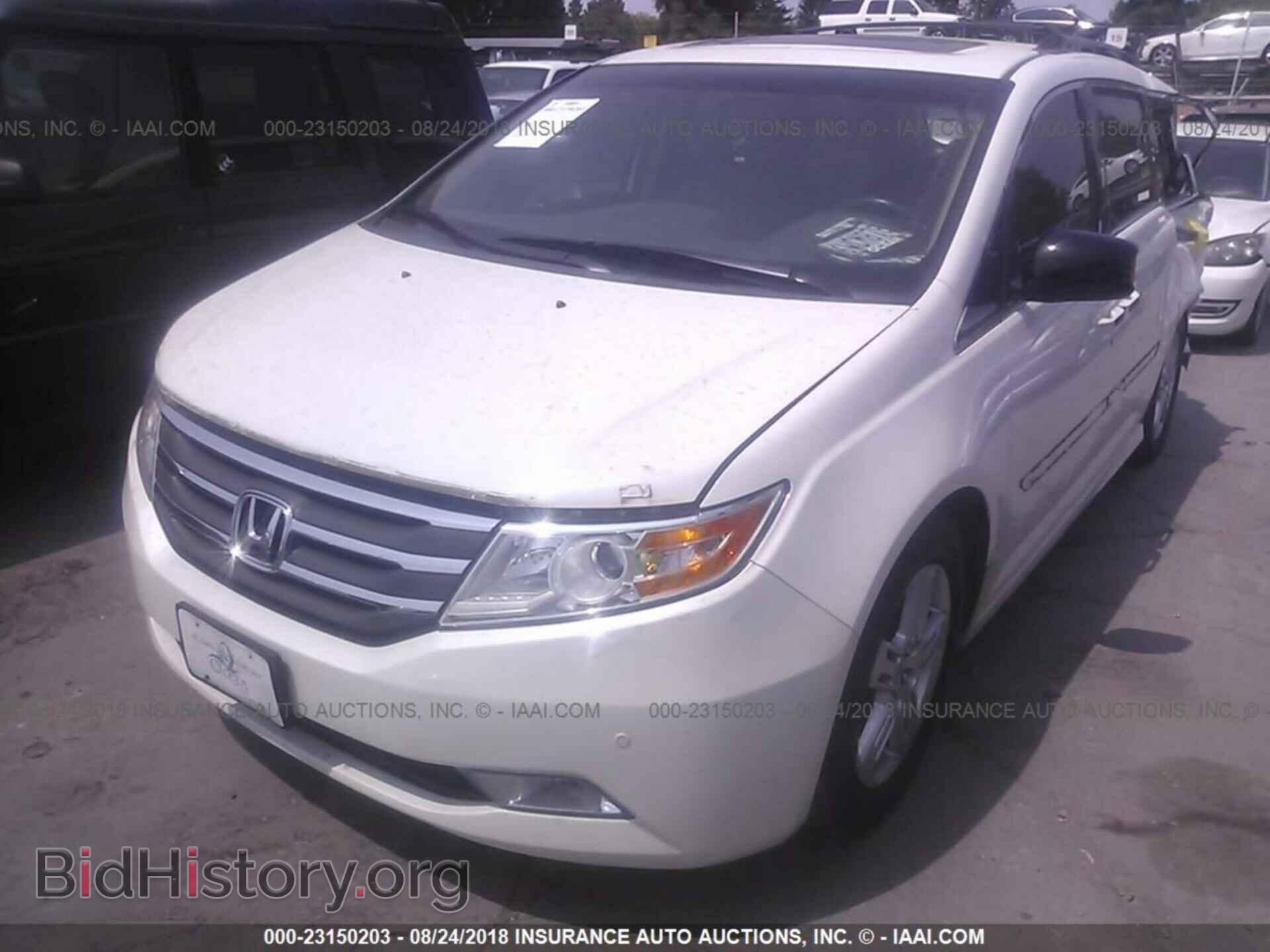 2012 Honda Odyssey - VIN: 5FNRL5H90CB090917 - Фото 2