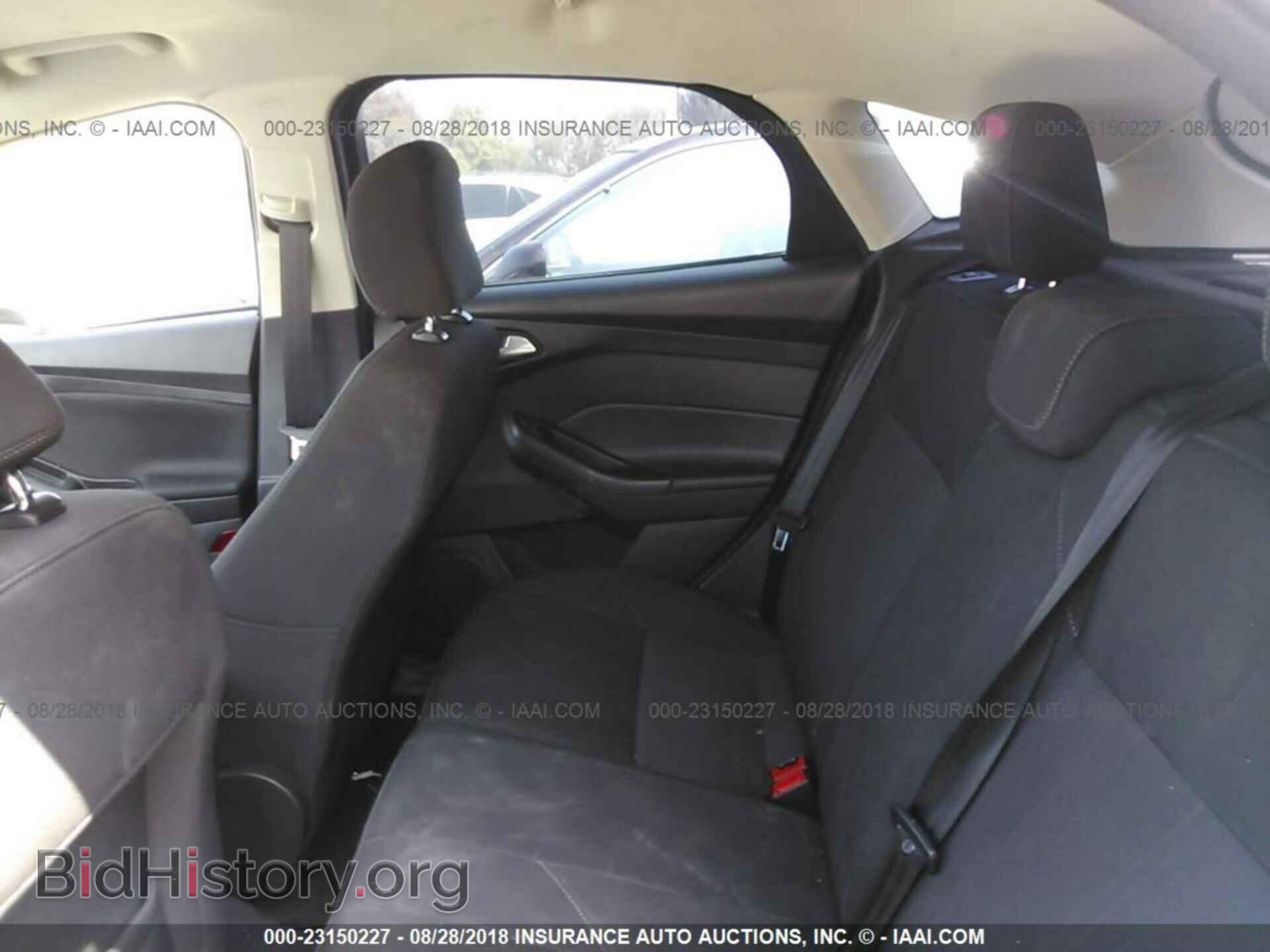 2015 Ford Focus - VIN: 1FADP3K27FL334651 - Photo 8