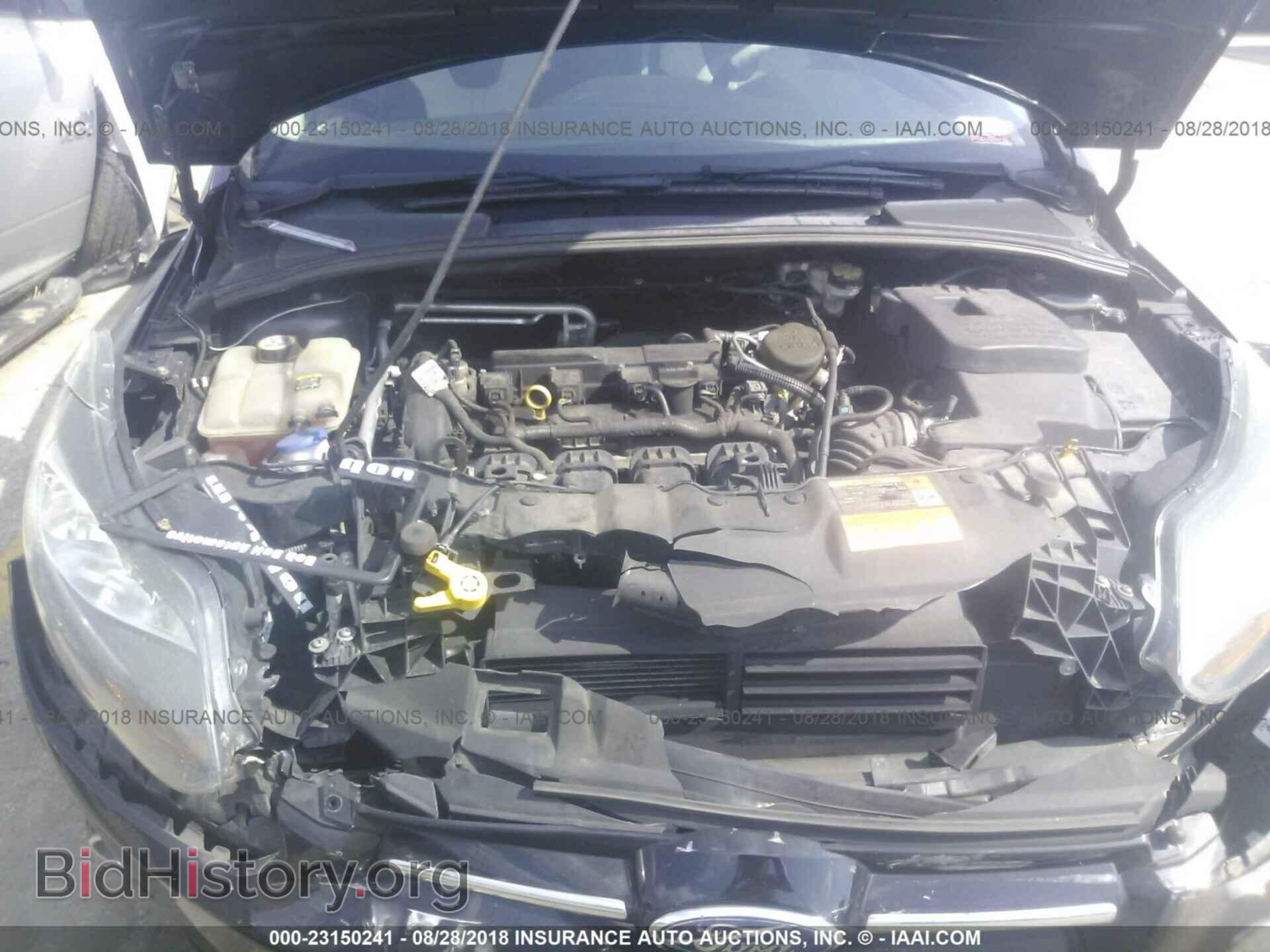 2012 Ford Focus - VIN: 1FAHP3N27CL166700 - Photo 10