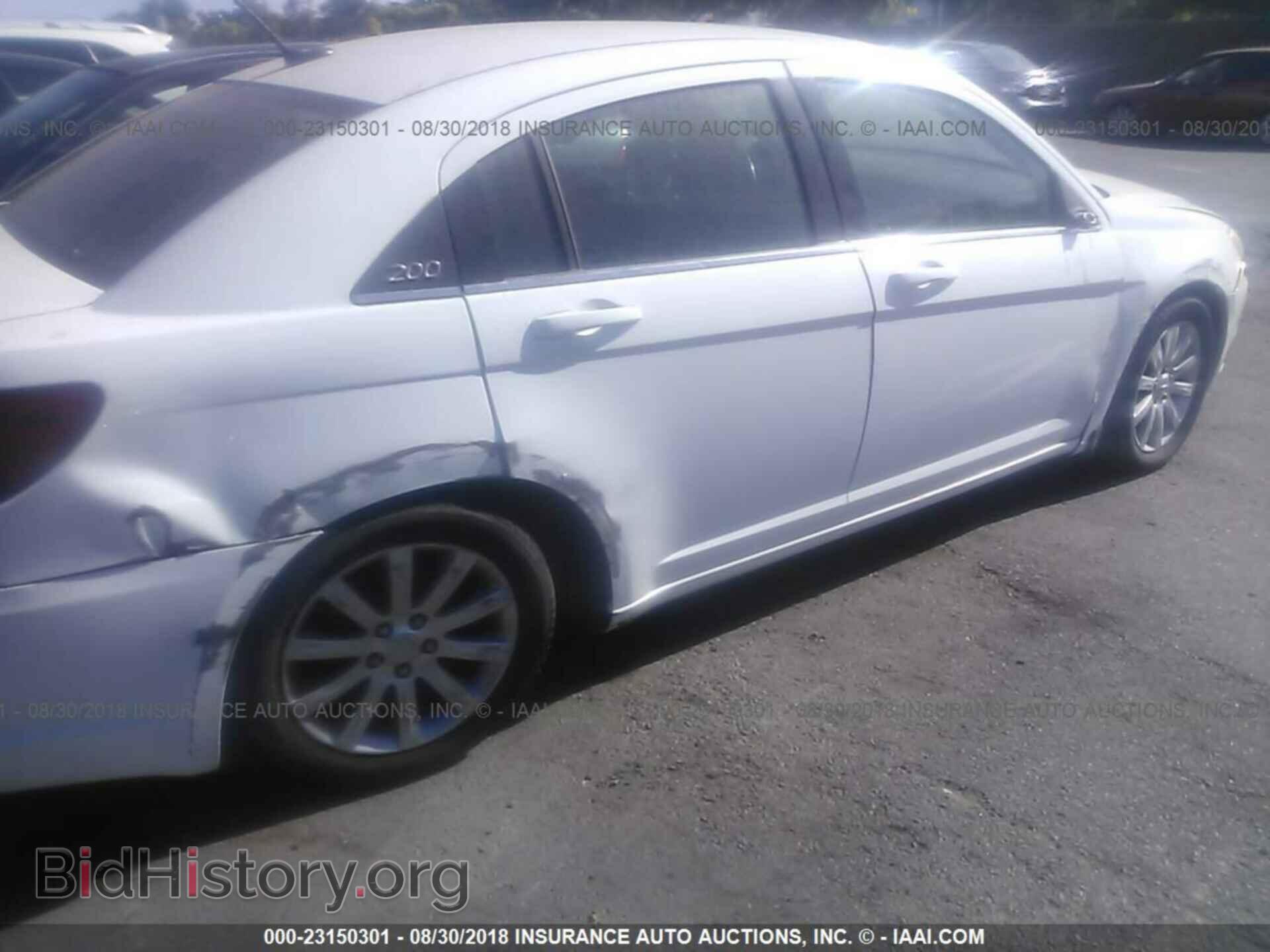 2013 Chrysler 200 - VIN: 1C3CCBBB9DN764554 - Photo 6