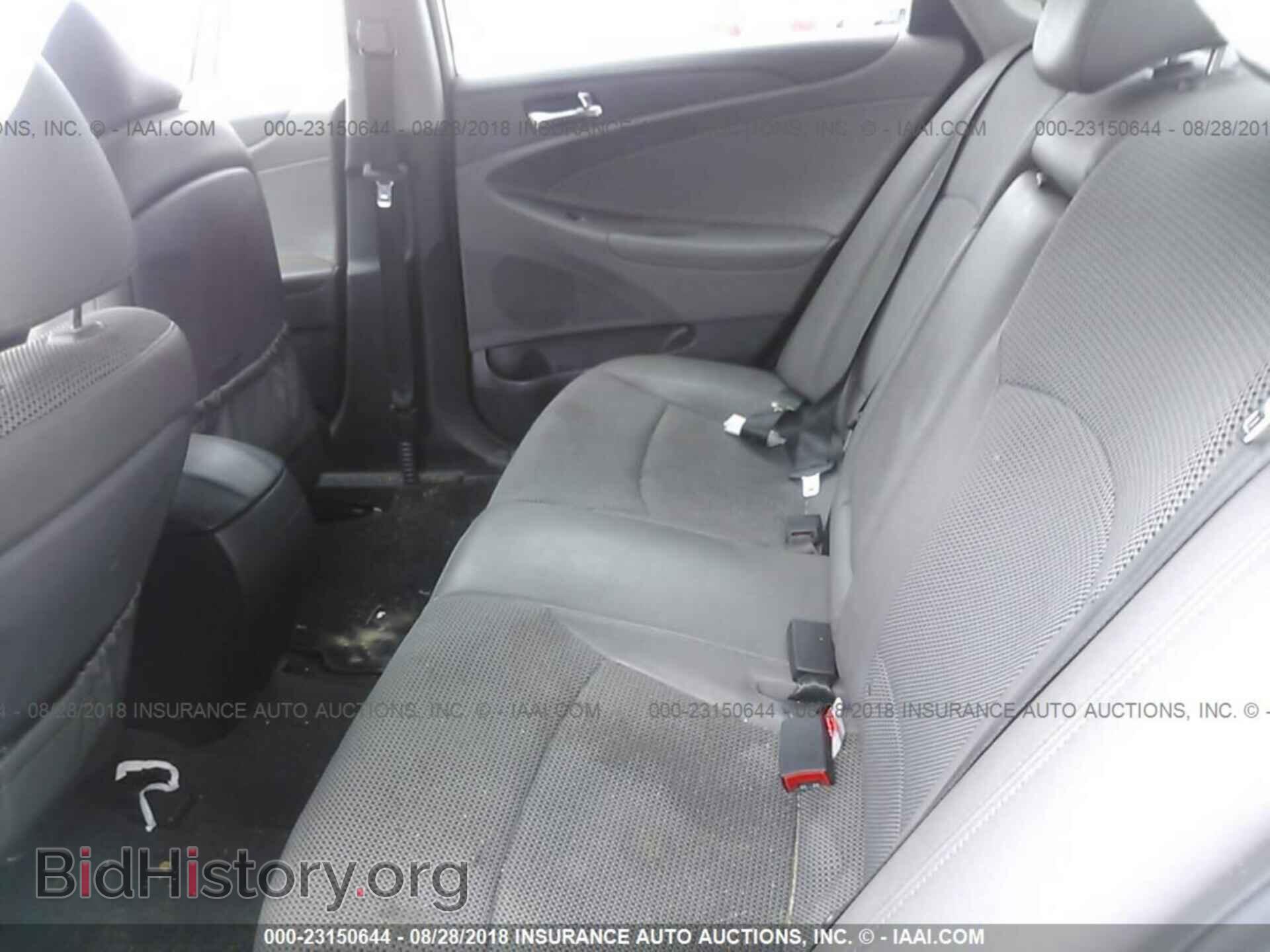 2012 Hyundai Sonata - VIN: 5NPEC4AC1CH338656 - Photo 8