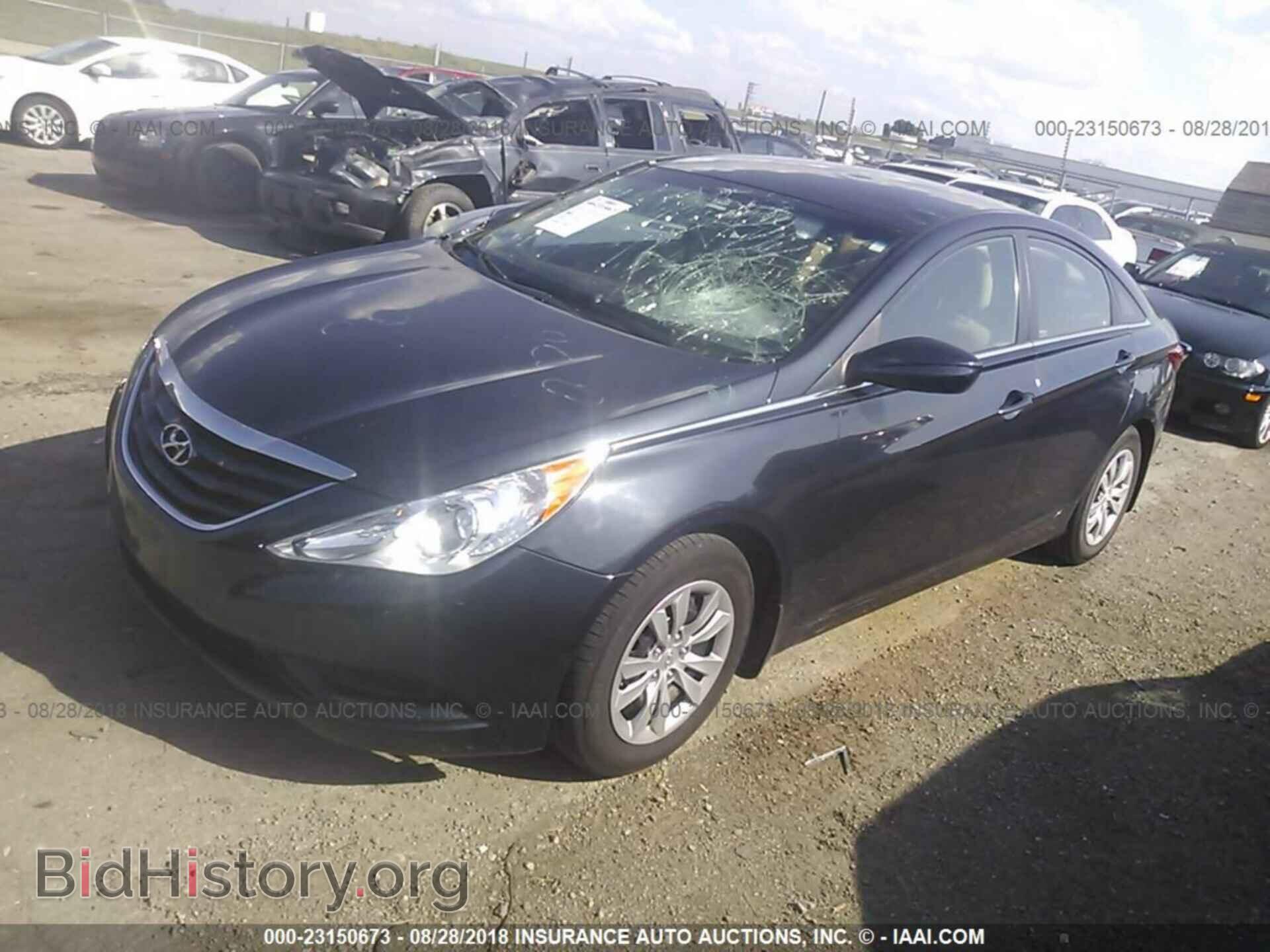 2012 Hyundai Sonata - VIN: 5NPEB4AC1CH416954 - Фото 2