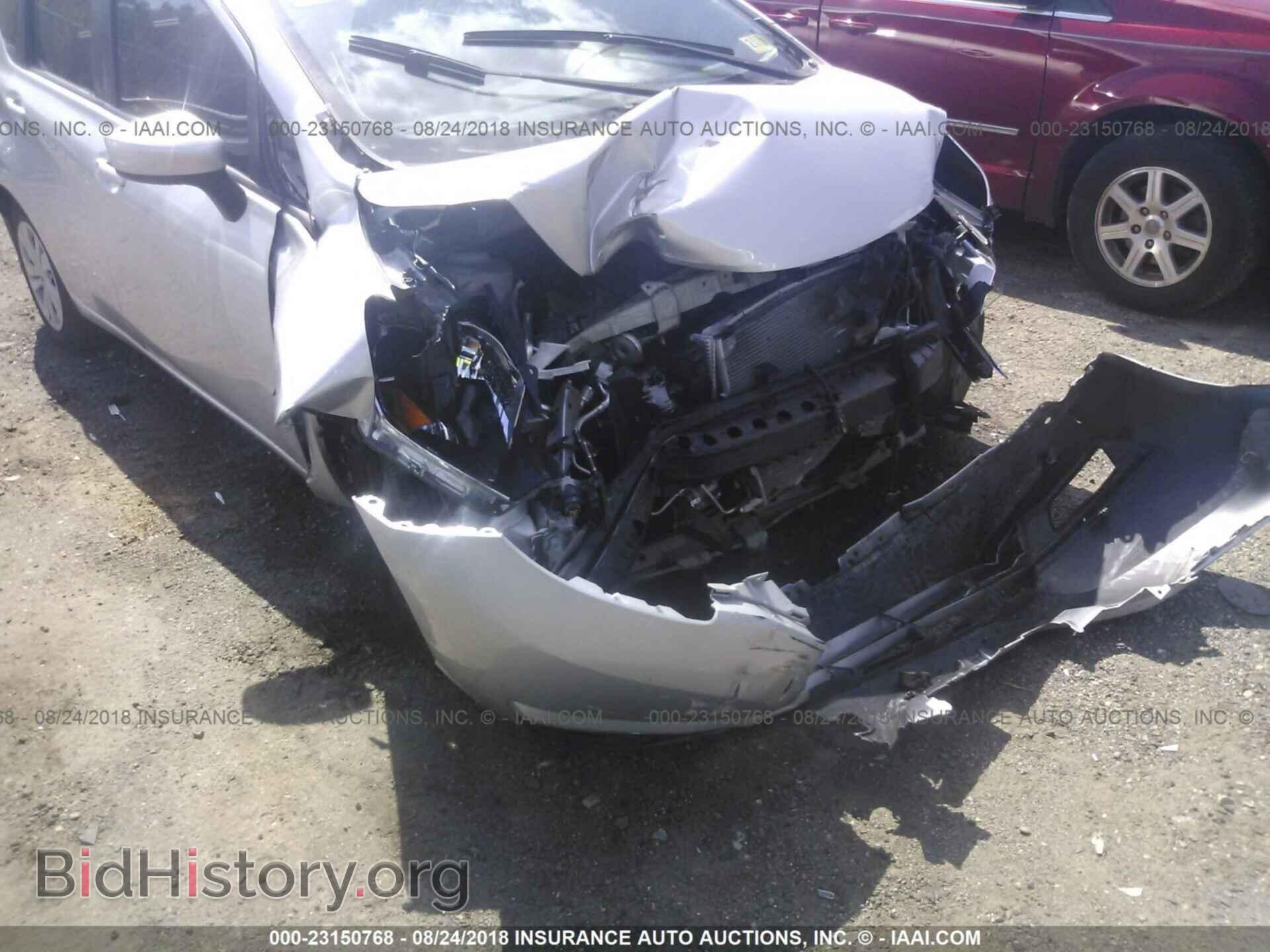 2018 Nissan Versa note - VIN: 3N1CE2CP4JL352007 - Фото 6