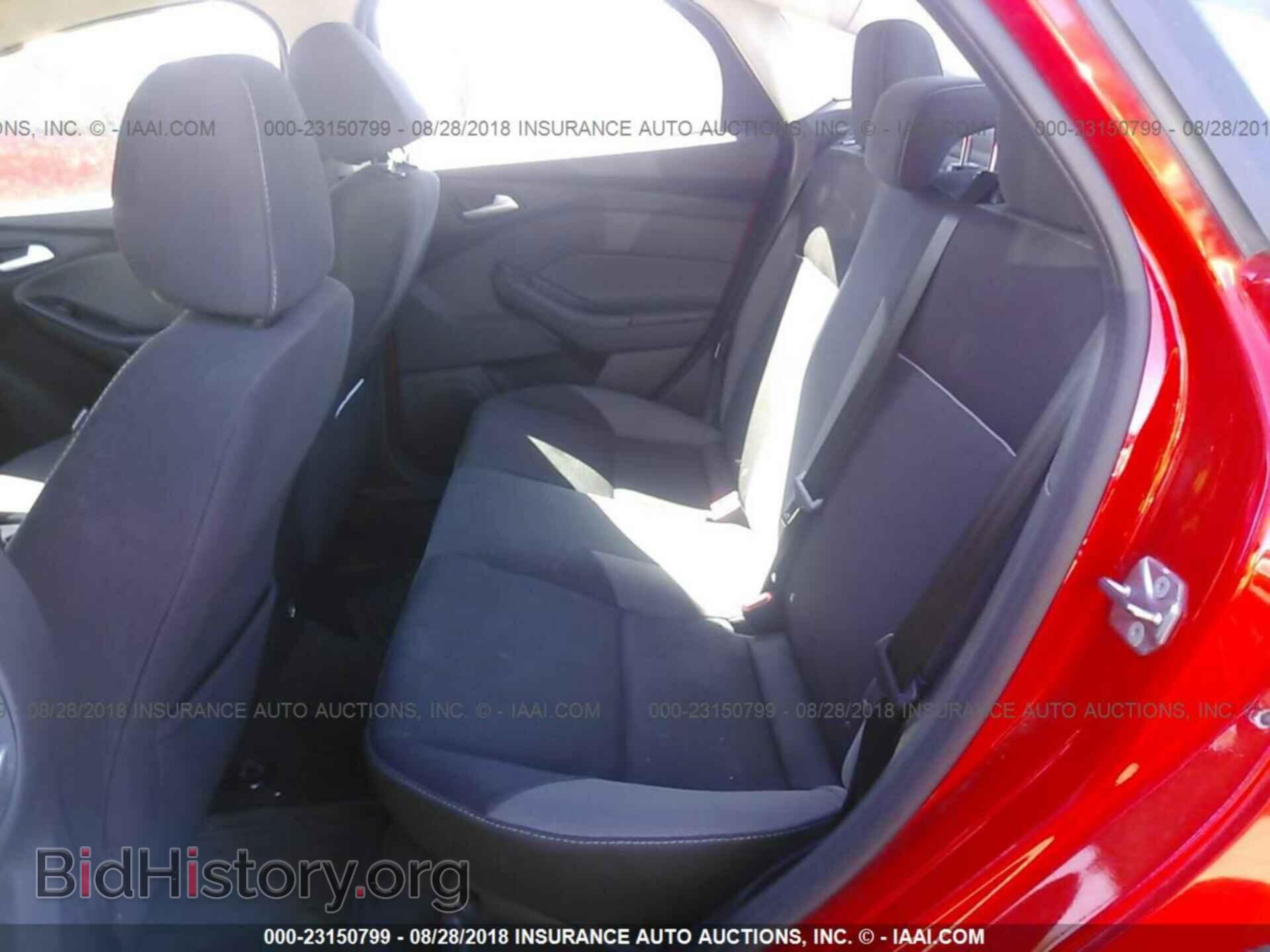 2013 Ford Focus - VIN: 1FADP3F23DL334637 - Photo 8
