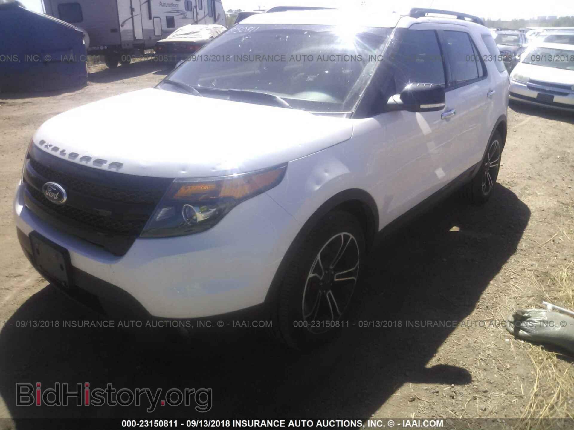 2014 Ford Explorer - VIN: 1FM5K8GT3EGA80127 - Фото 2
